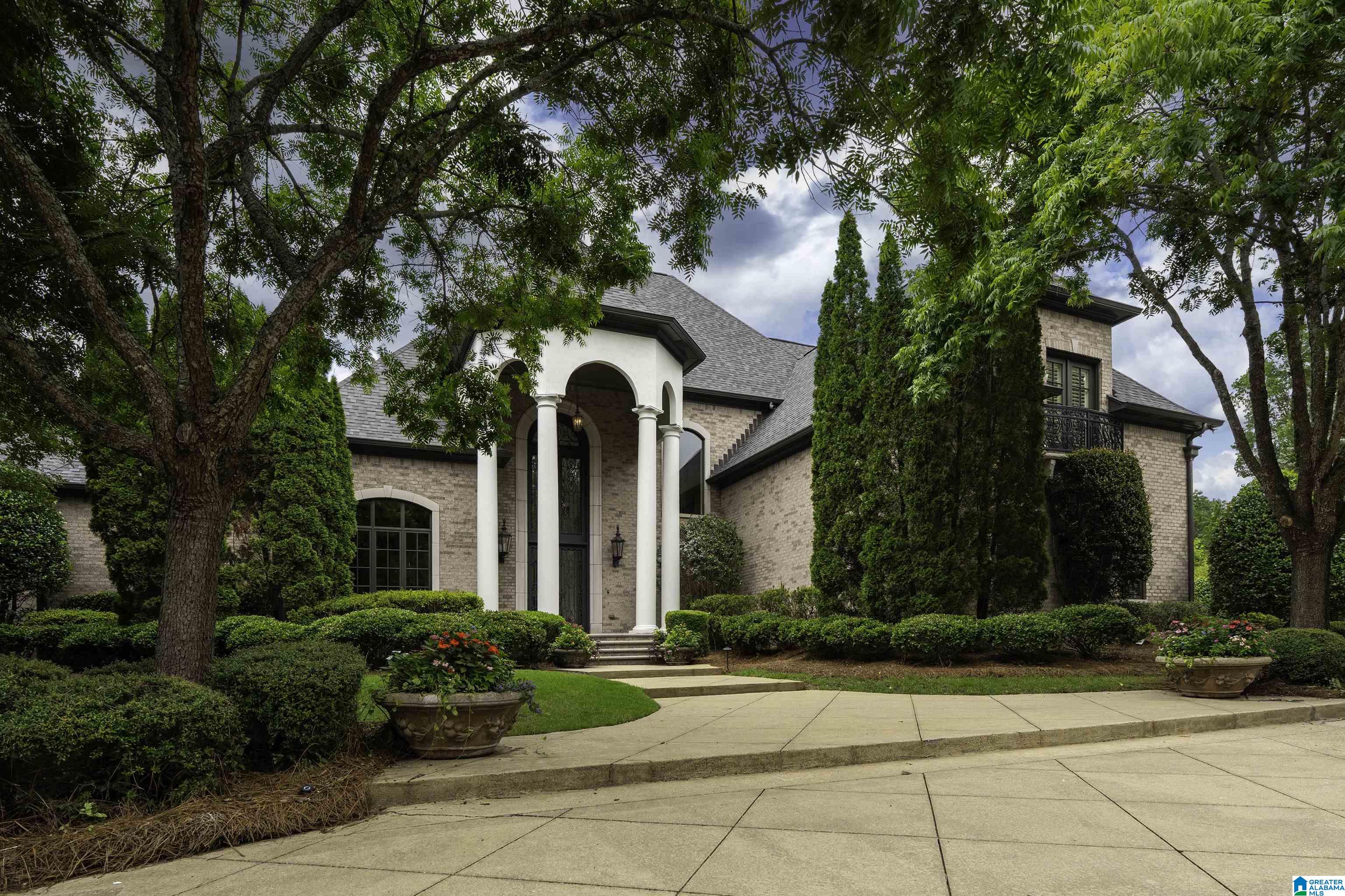 987 GARLAND COVE