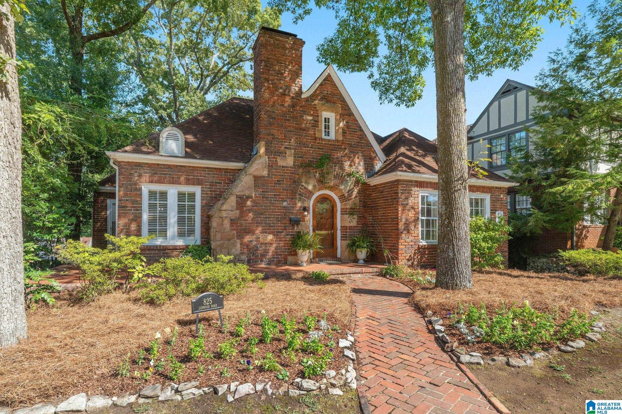 825 LINWOOD ROAD