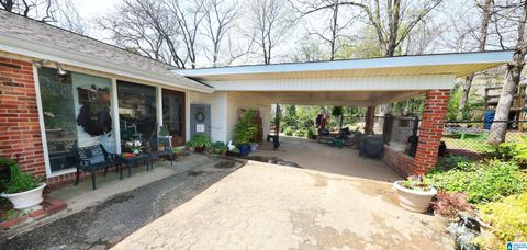 1504 RAINBOW CIRCLE ANNISTON AL 36207