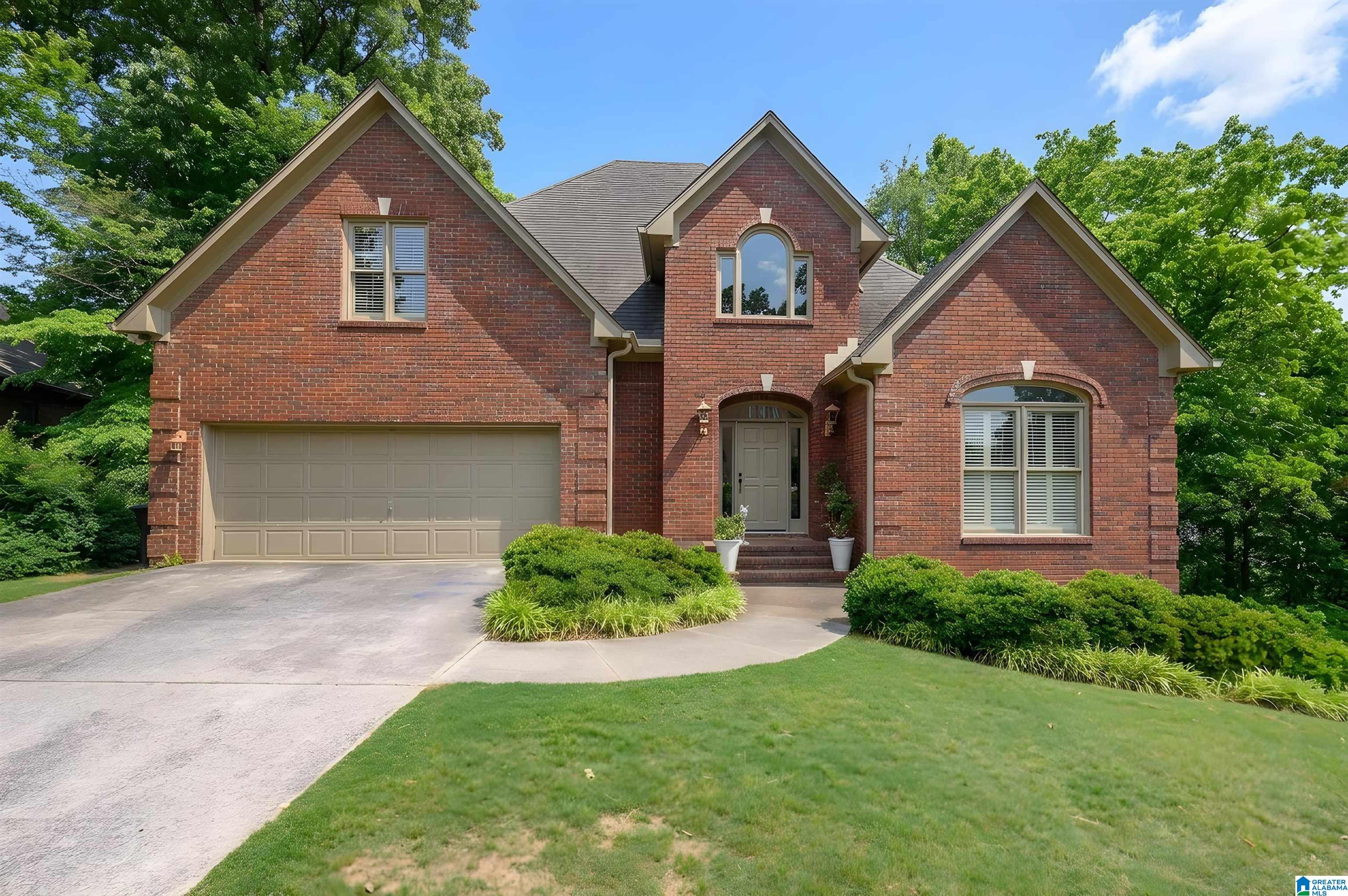 341 DELCRIS COURT