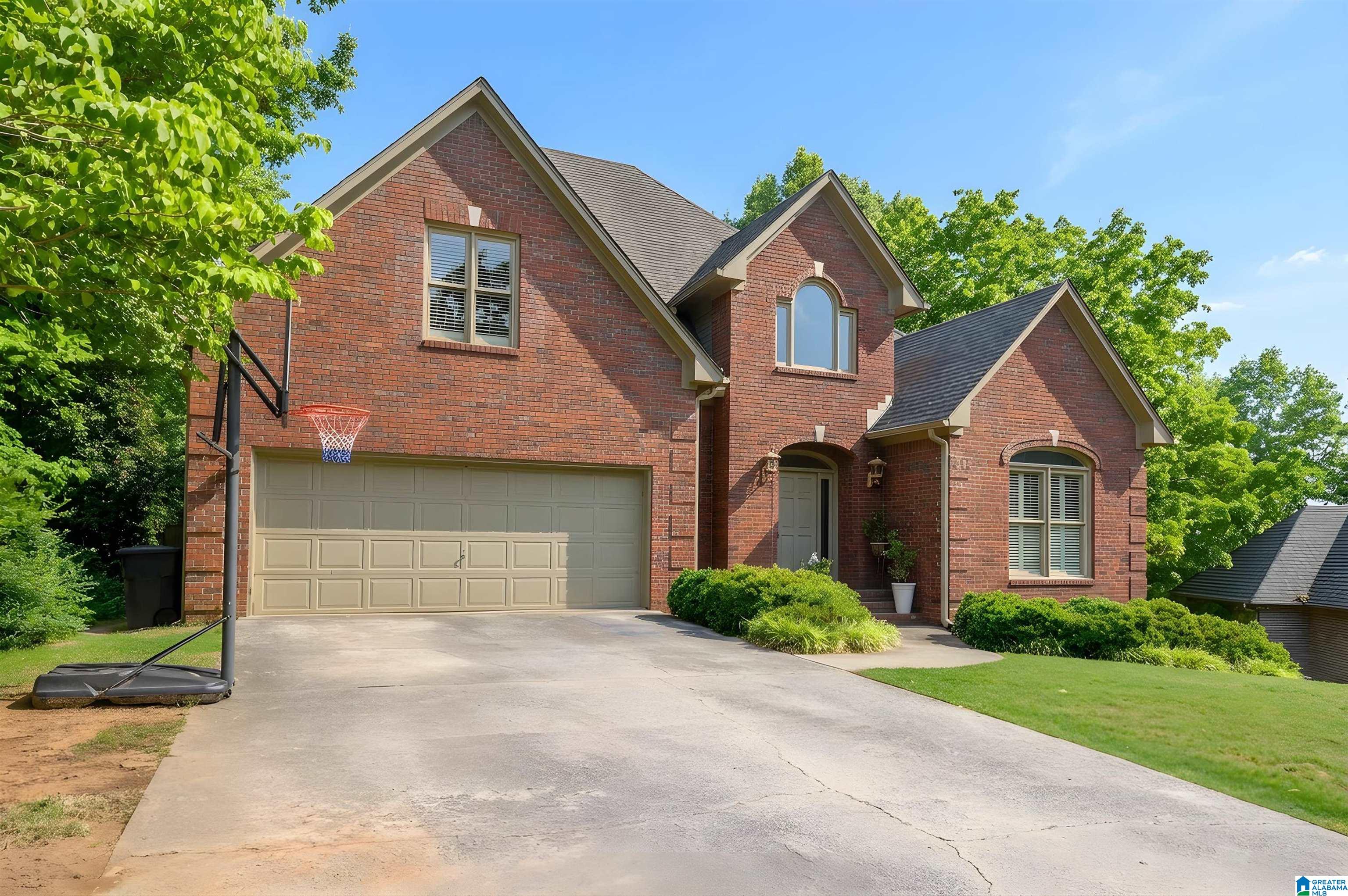 341 DELCRIS COURT