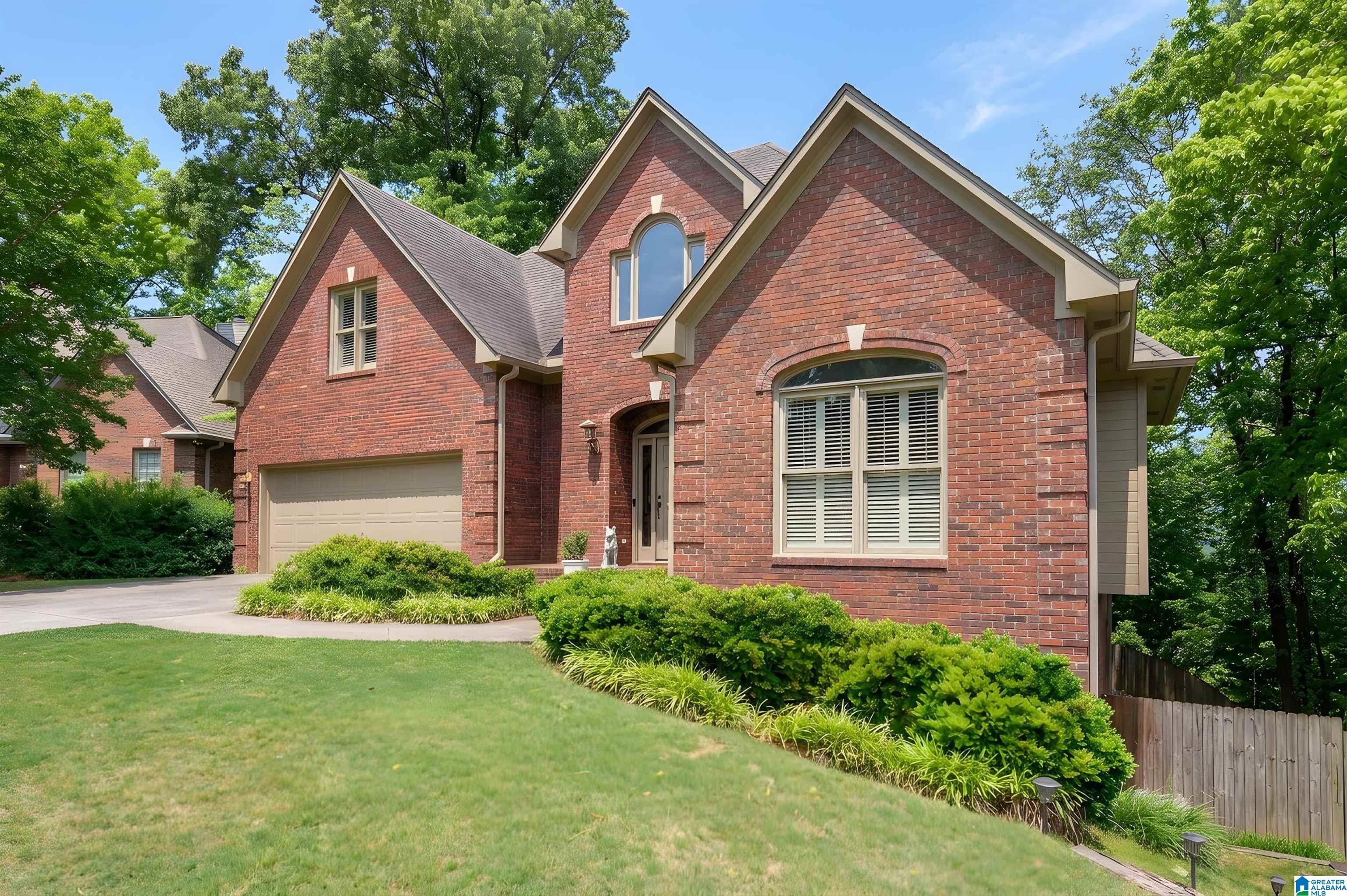 341 DELCRIS COURT