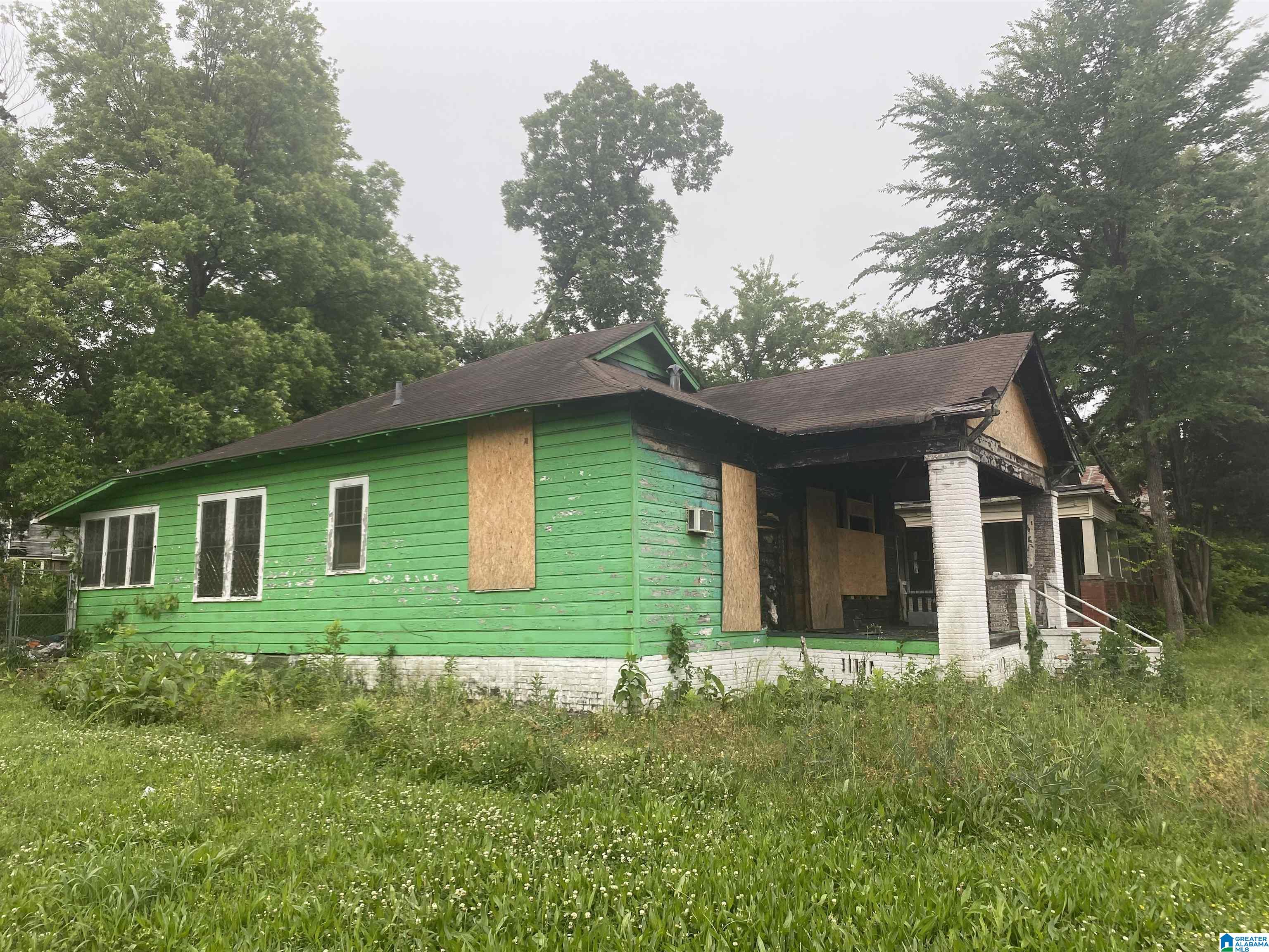 Photo 1 of 1 — 1529 ARLINGTON AVENUE, BESSEMER, AL 35020