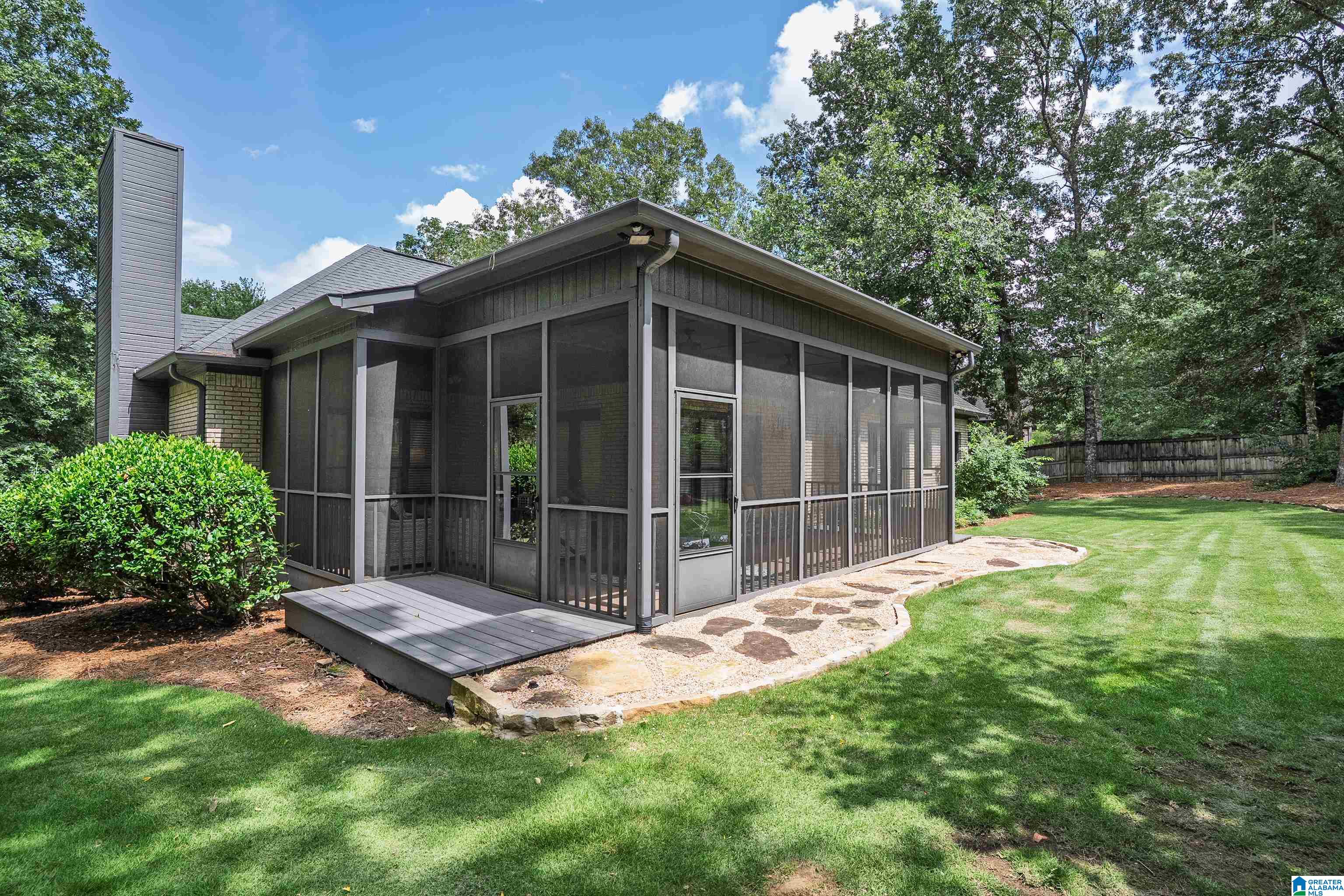 2944 BROOK HIGHLAND DRIVE