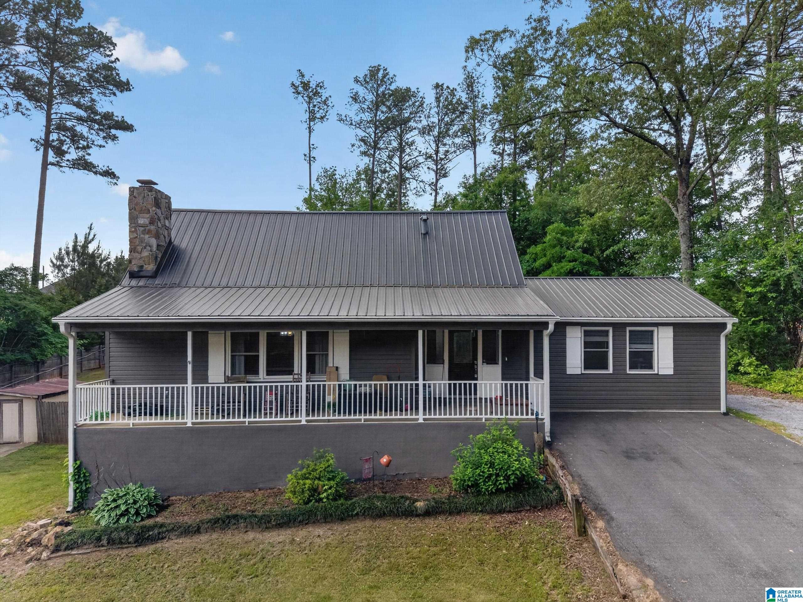 1424 DEARMANVILLE ROAD