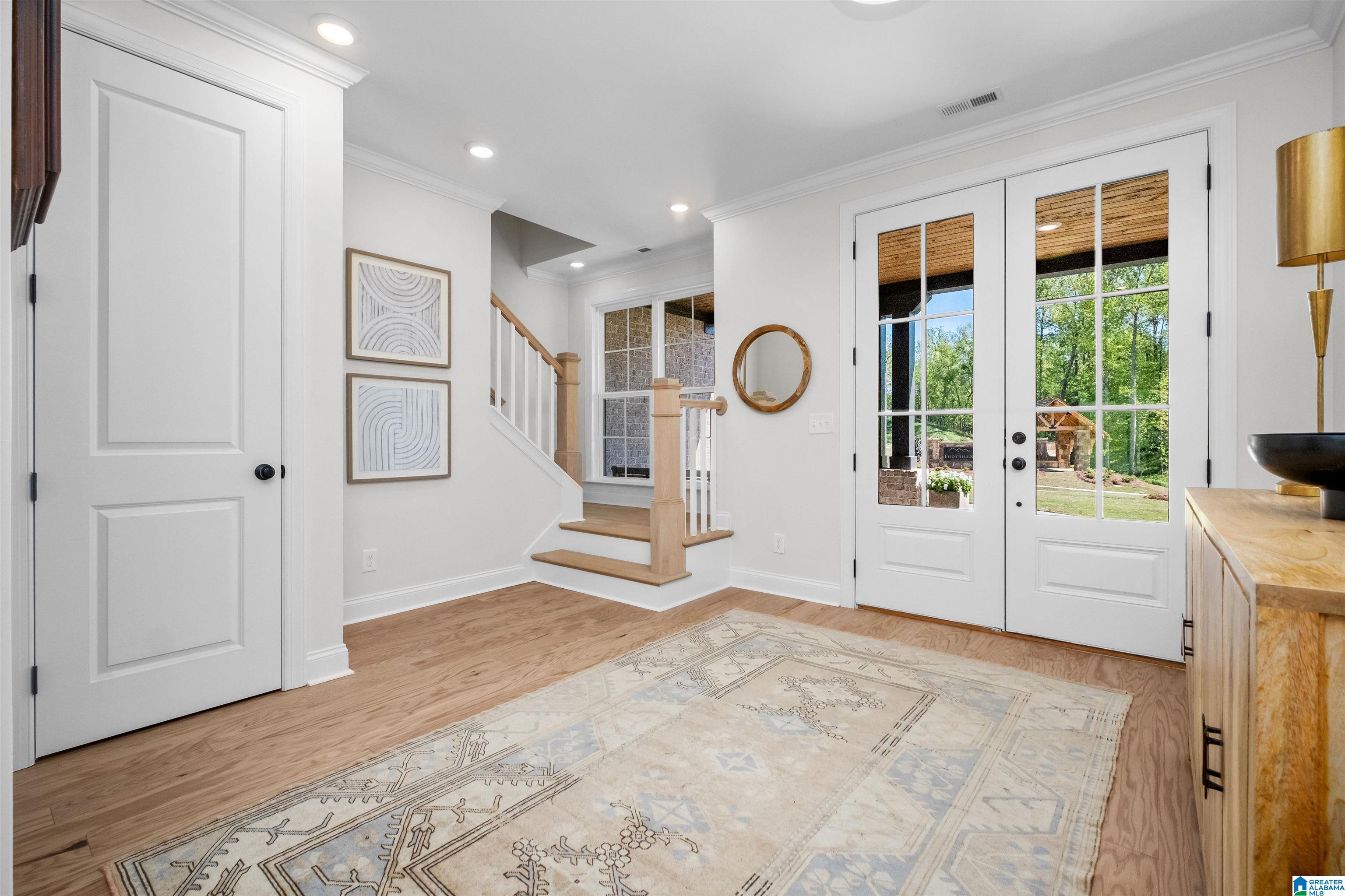10 BLACKRIDGE CREST
