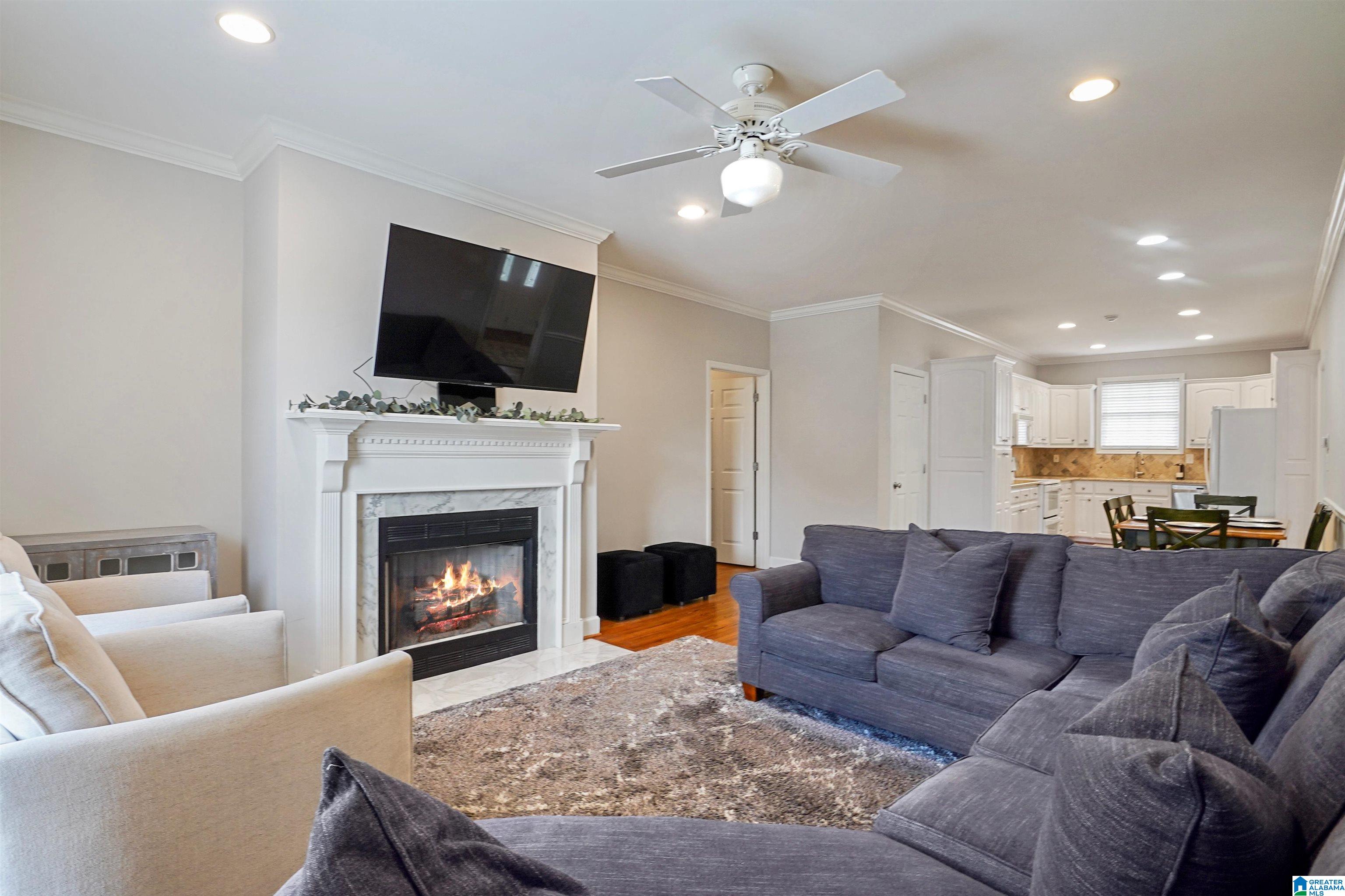 1524 JACOBS CIRCLE - Photo 2