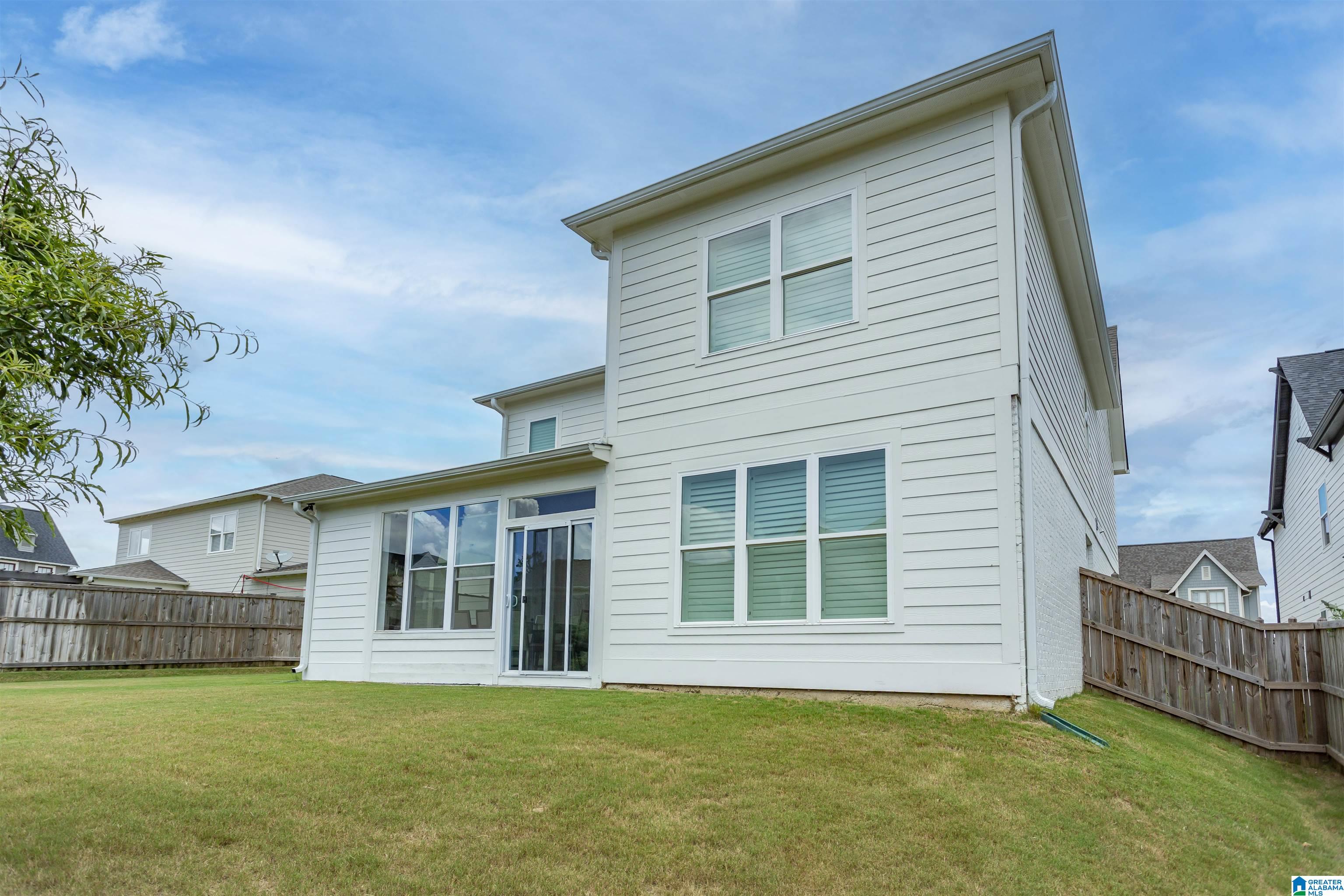 1404 FALLISTON WAY