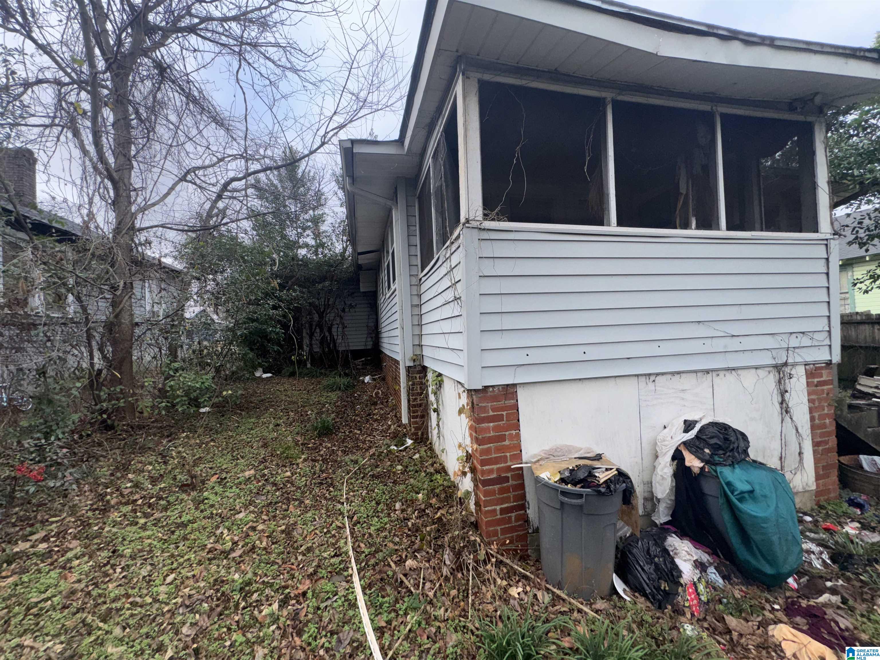 1721 MCMILLON AVENUE SW