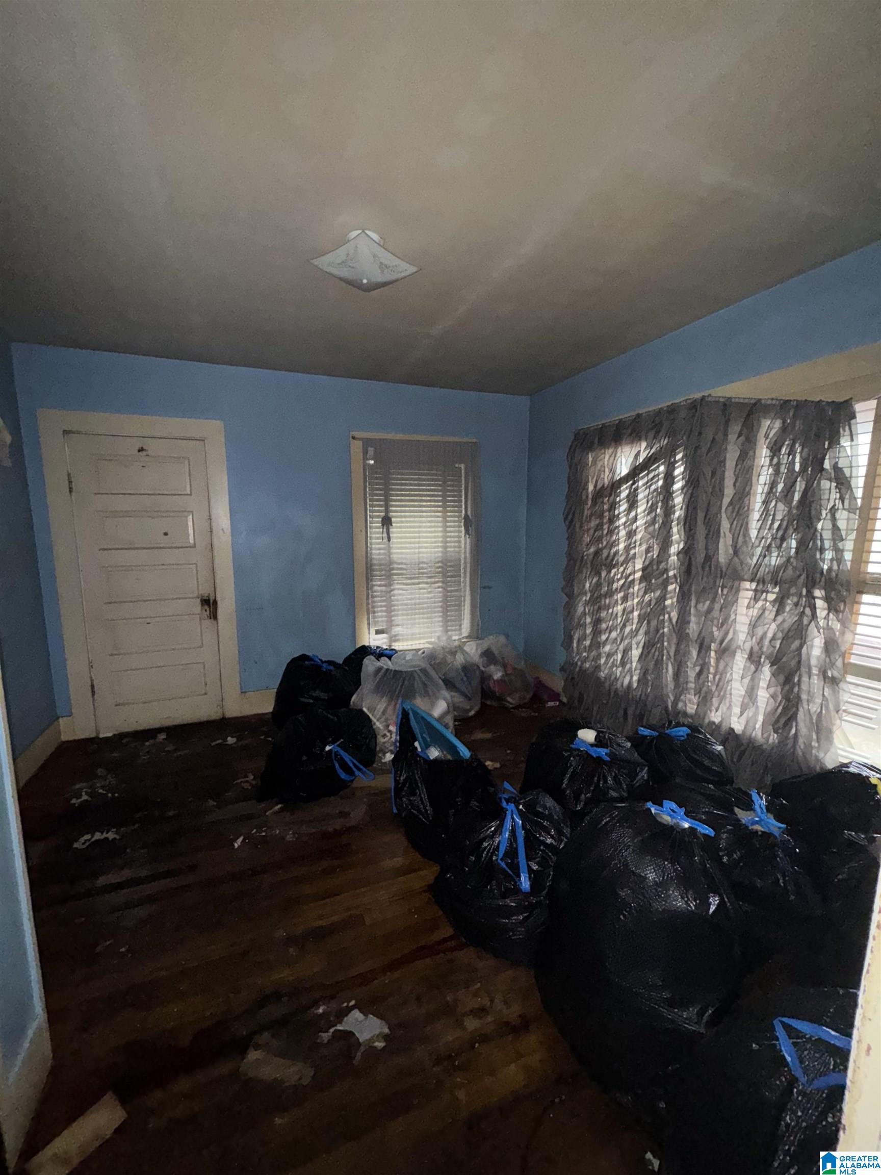 1721 MCMILLON AVENUE SW