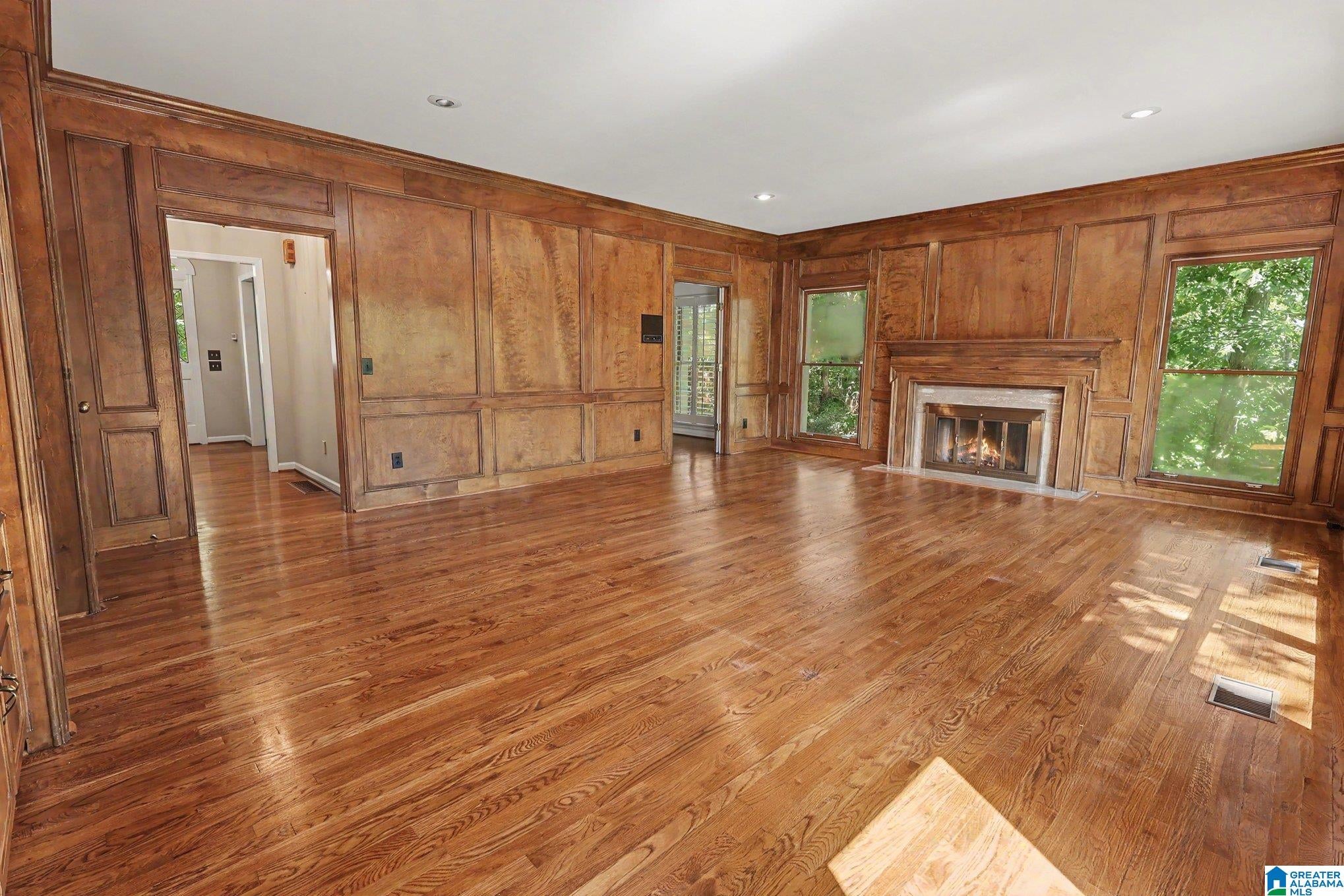 1941 RIVER WAY DRIVE