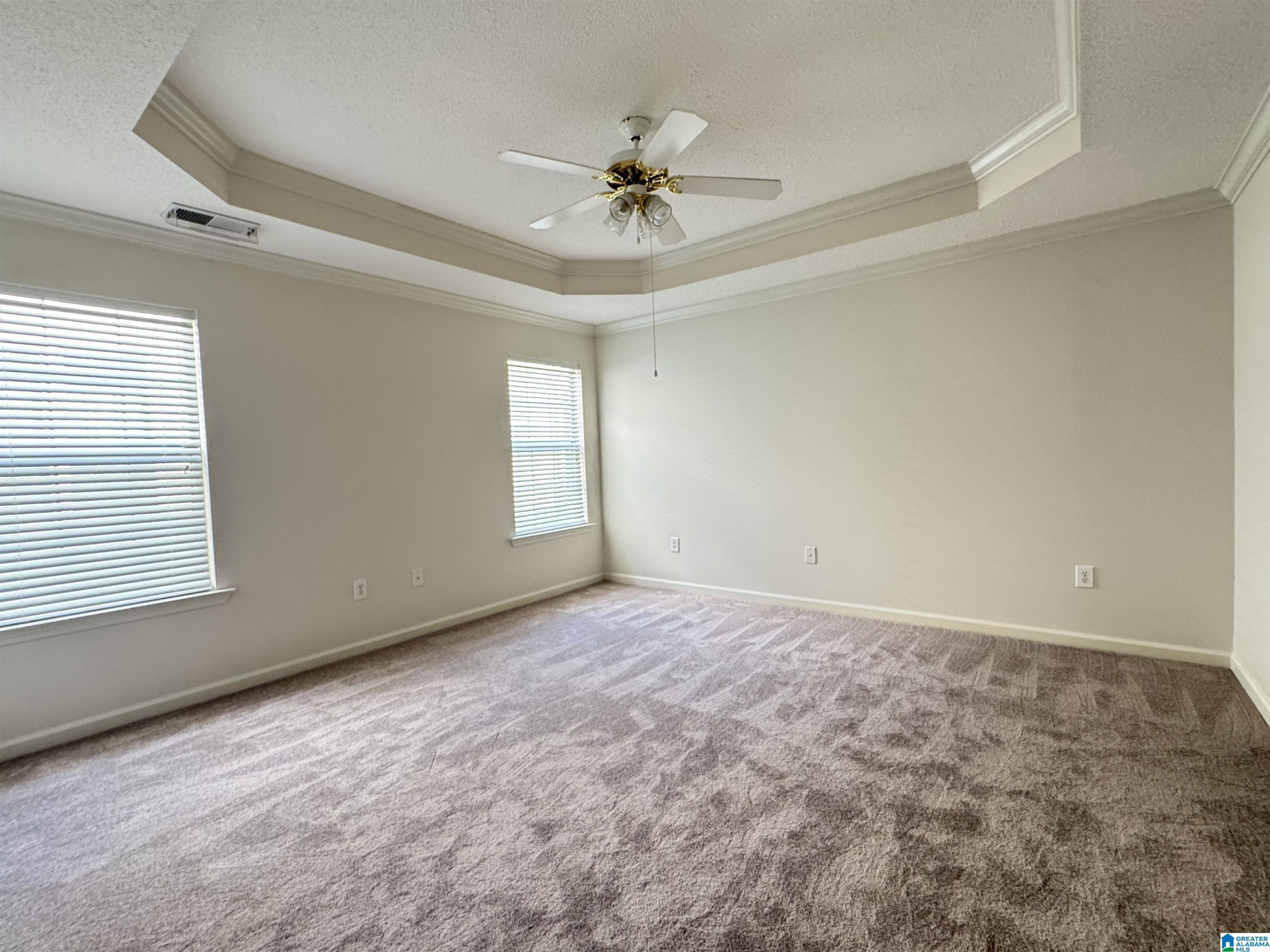 259 WARWICK LANE