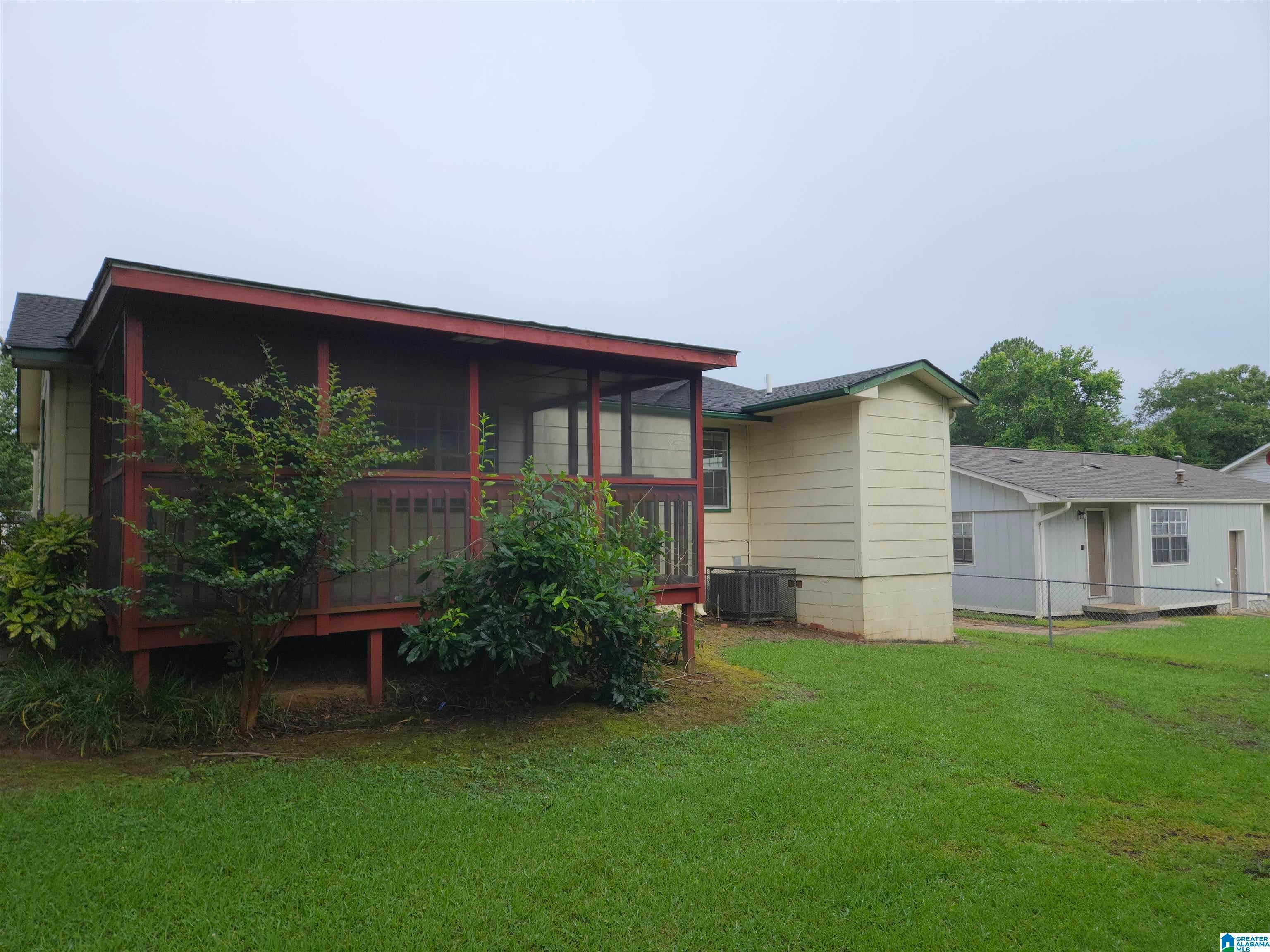 532 LAMPLIGHTER LANE