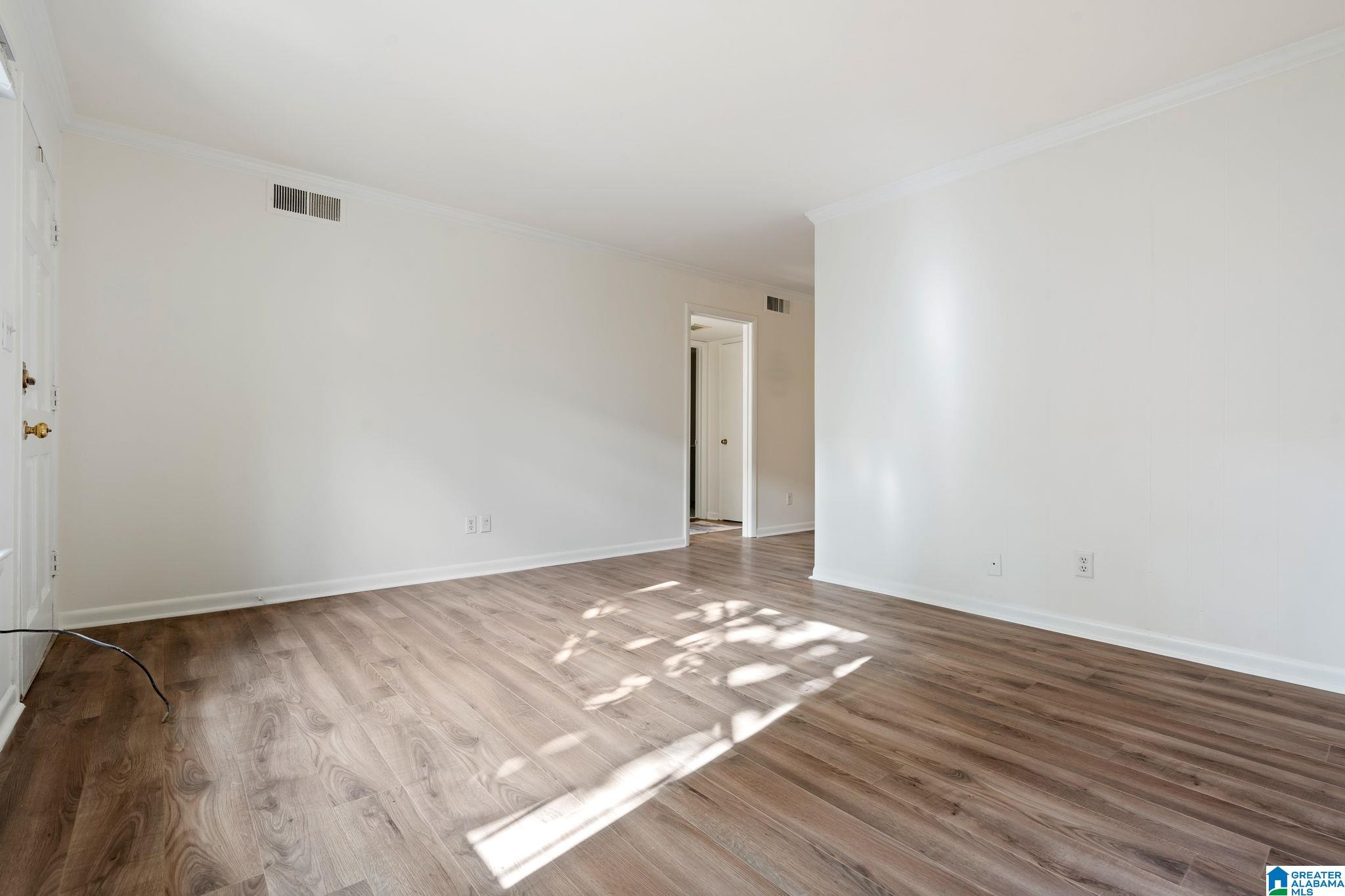 2727 HIGHLAND AVENUE S 116