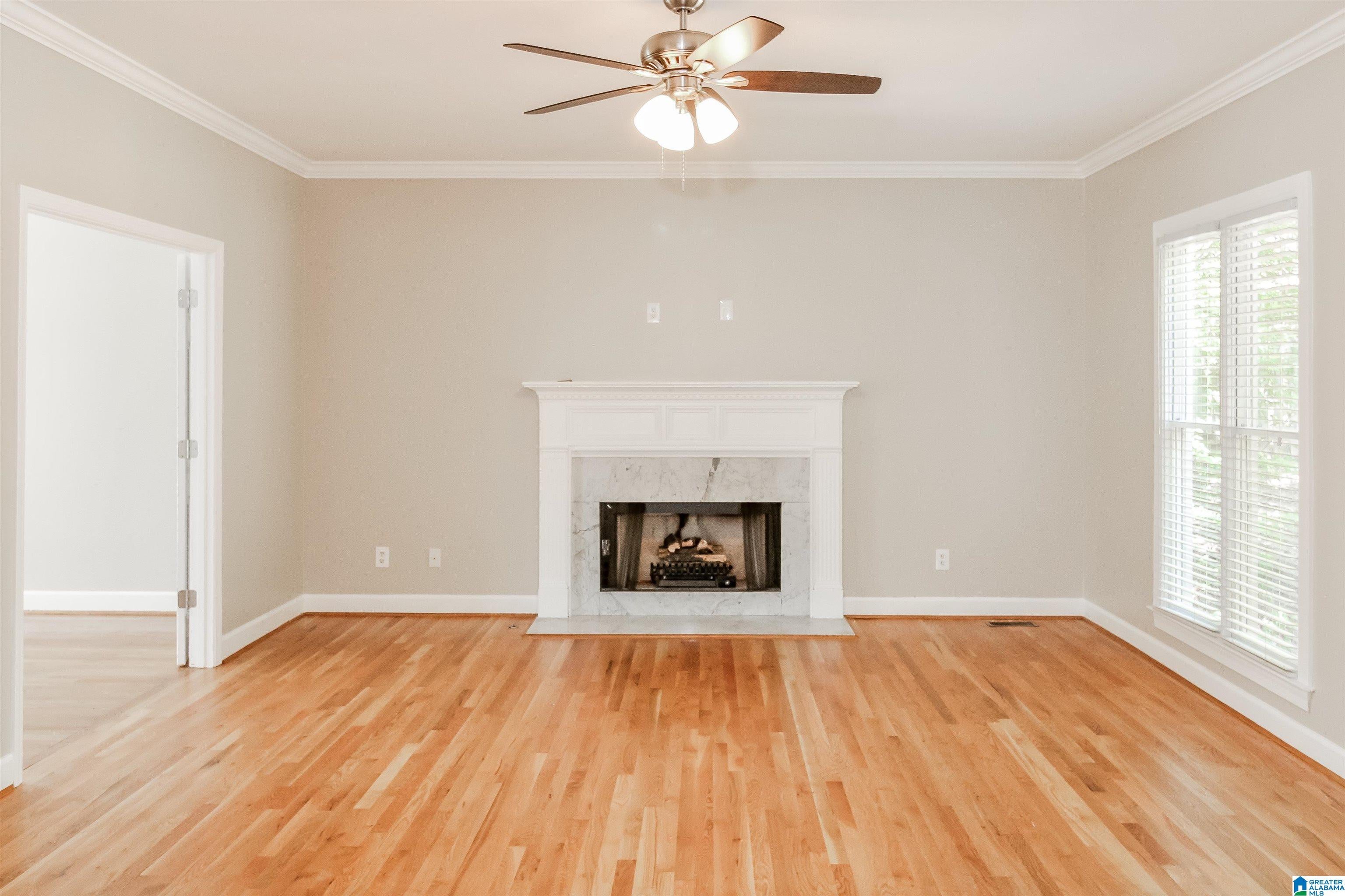 1912 VALEWOOD CIRCLE