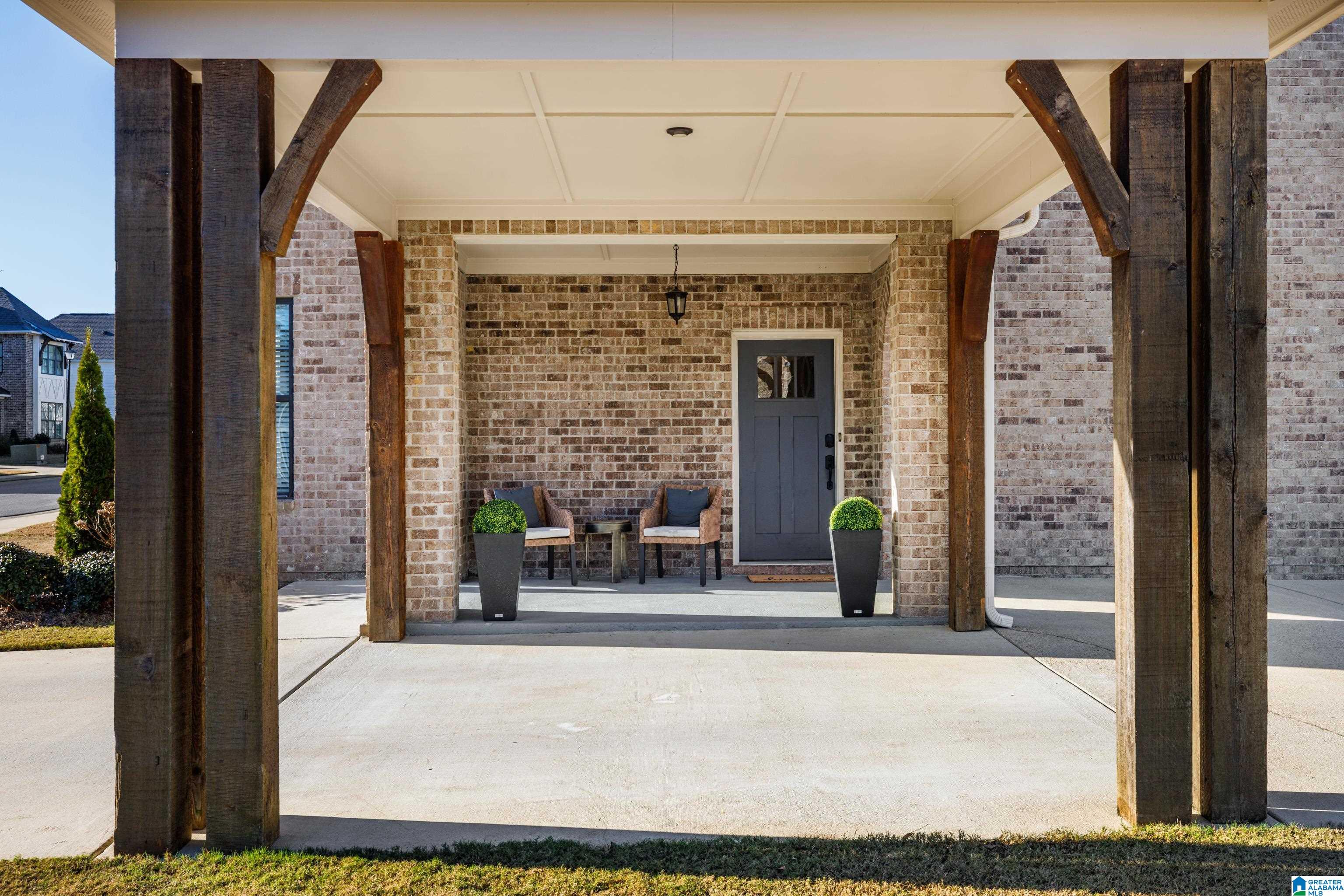 905 GRIFFIN PARK CIRCLE