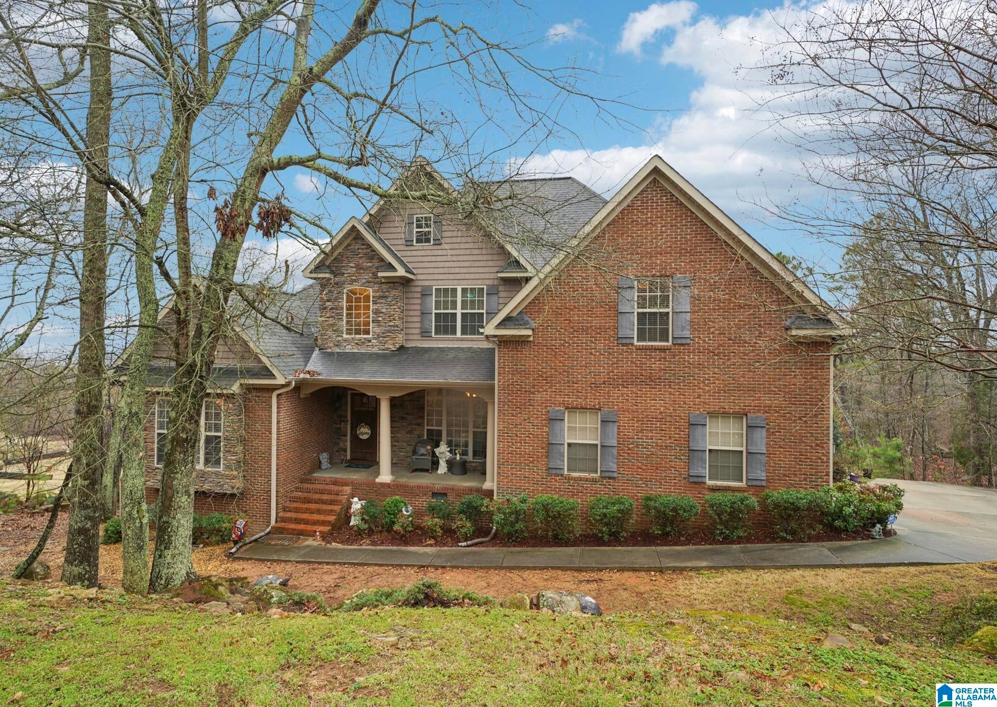 920 HILLYER HIGH ROAD