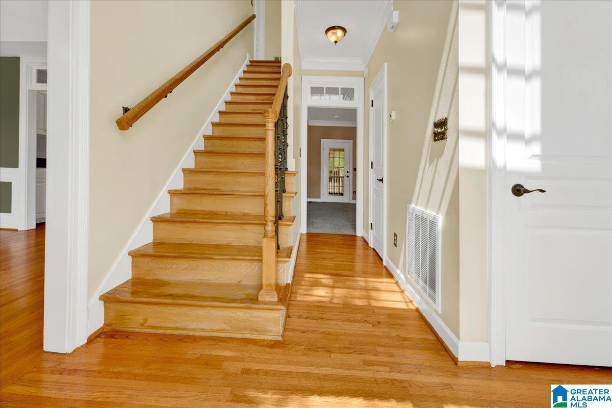 5856 WHITEWOOD CIRCLE