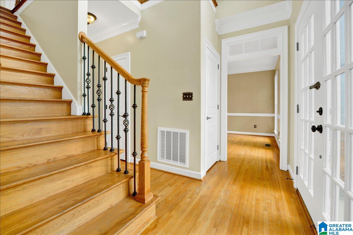 5856 WHITEWOOD CIRCLE