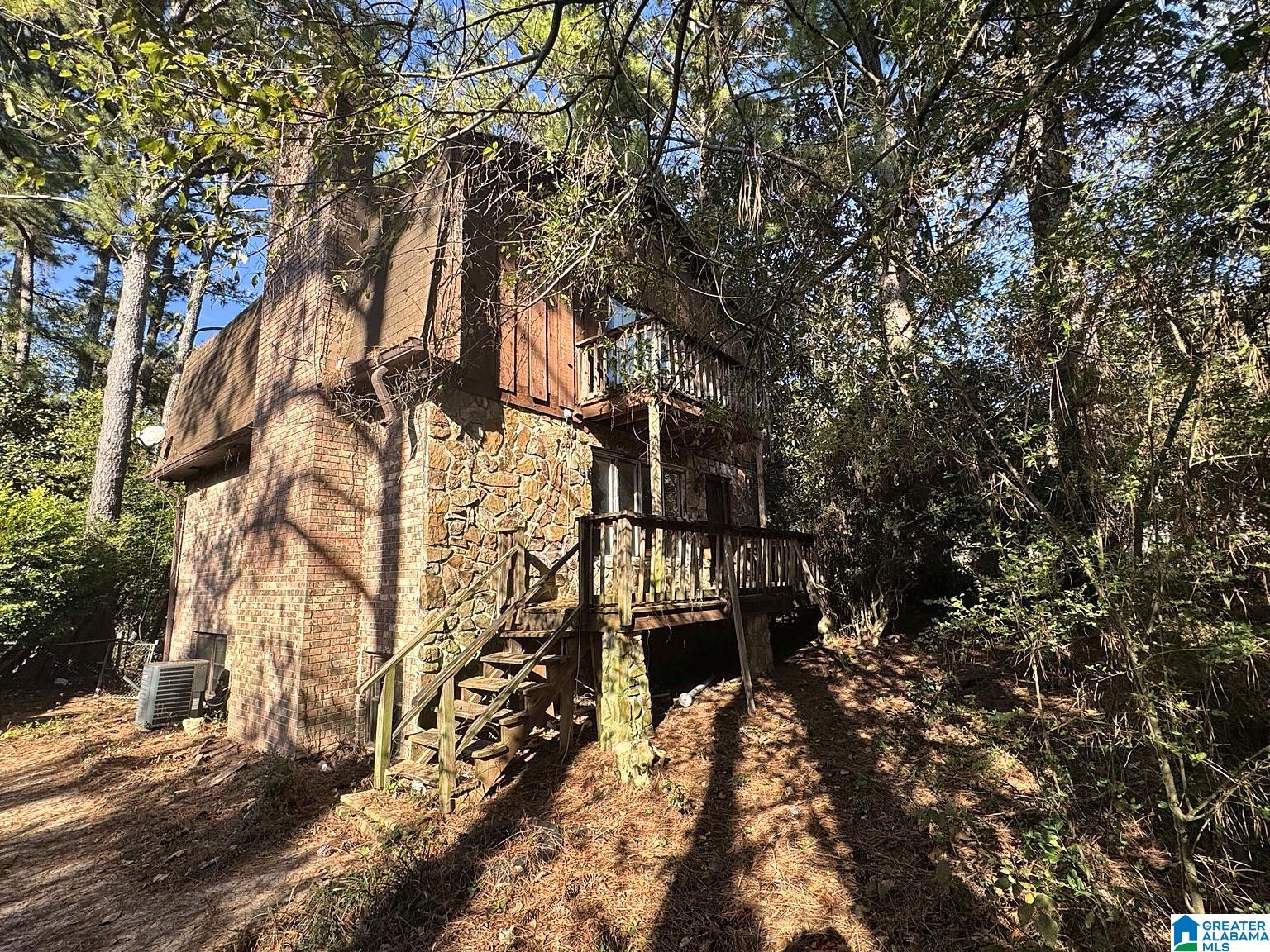 3235 WESTBROOK DRIVE