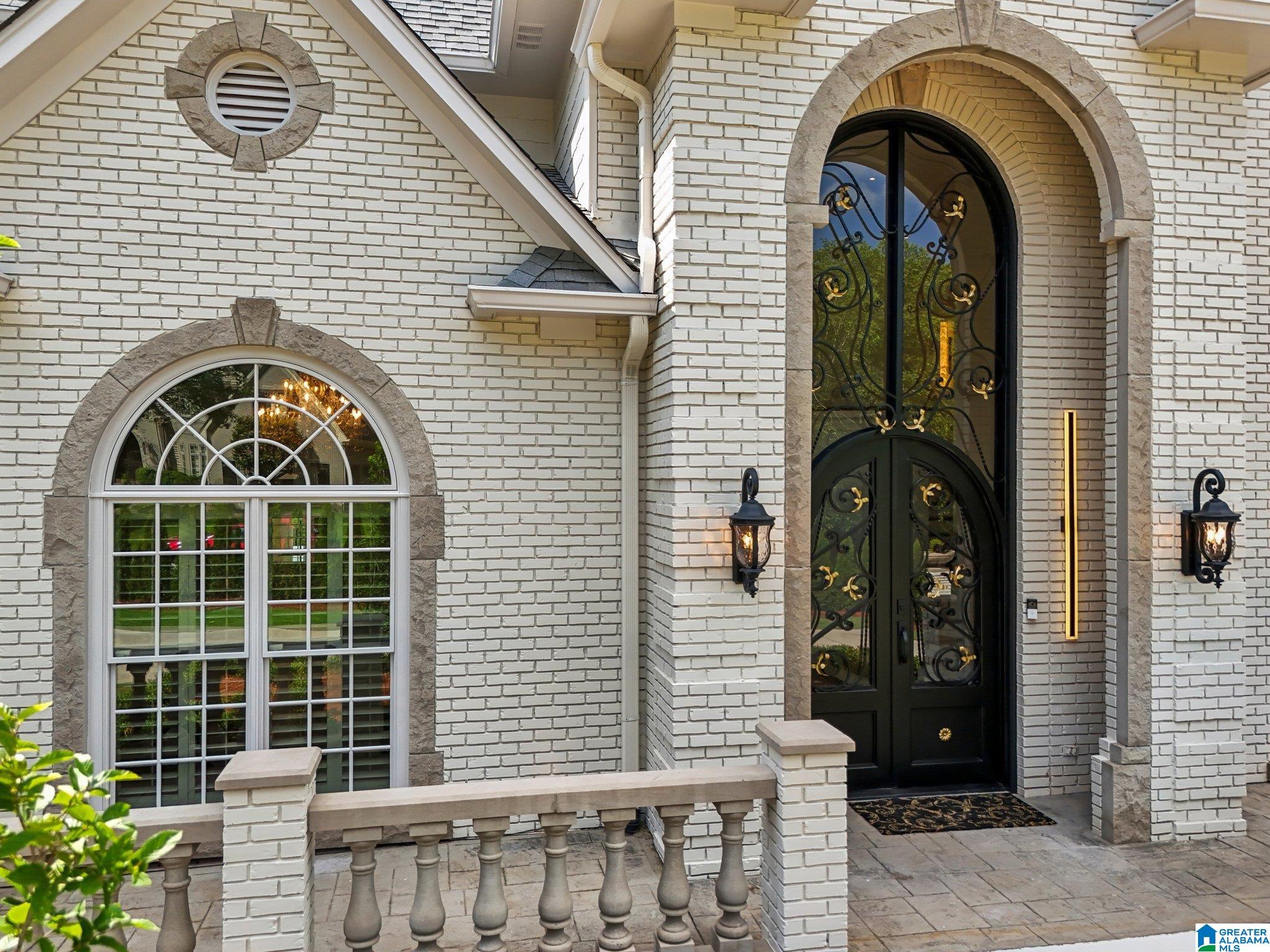 7016 FOUNDERS DRIVE