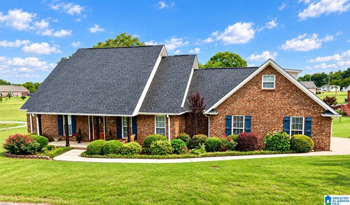 Photo 1 of 41 — 20 COUNTY ROAD 862, CLANTON, AL 35045