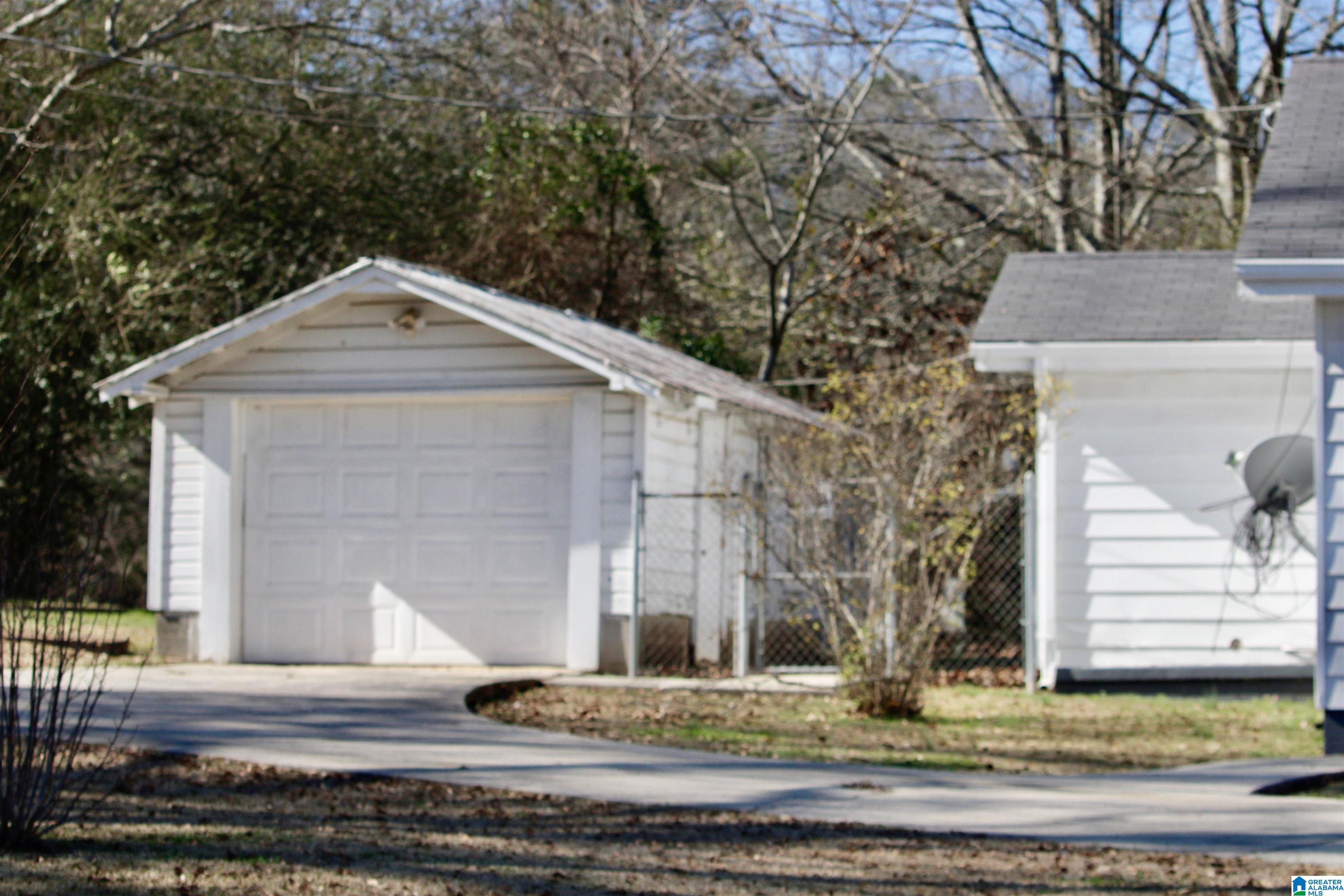 6037 POCAHONTAS ROAD