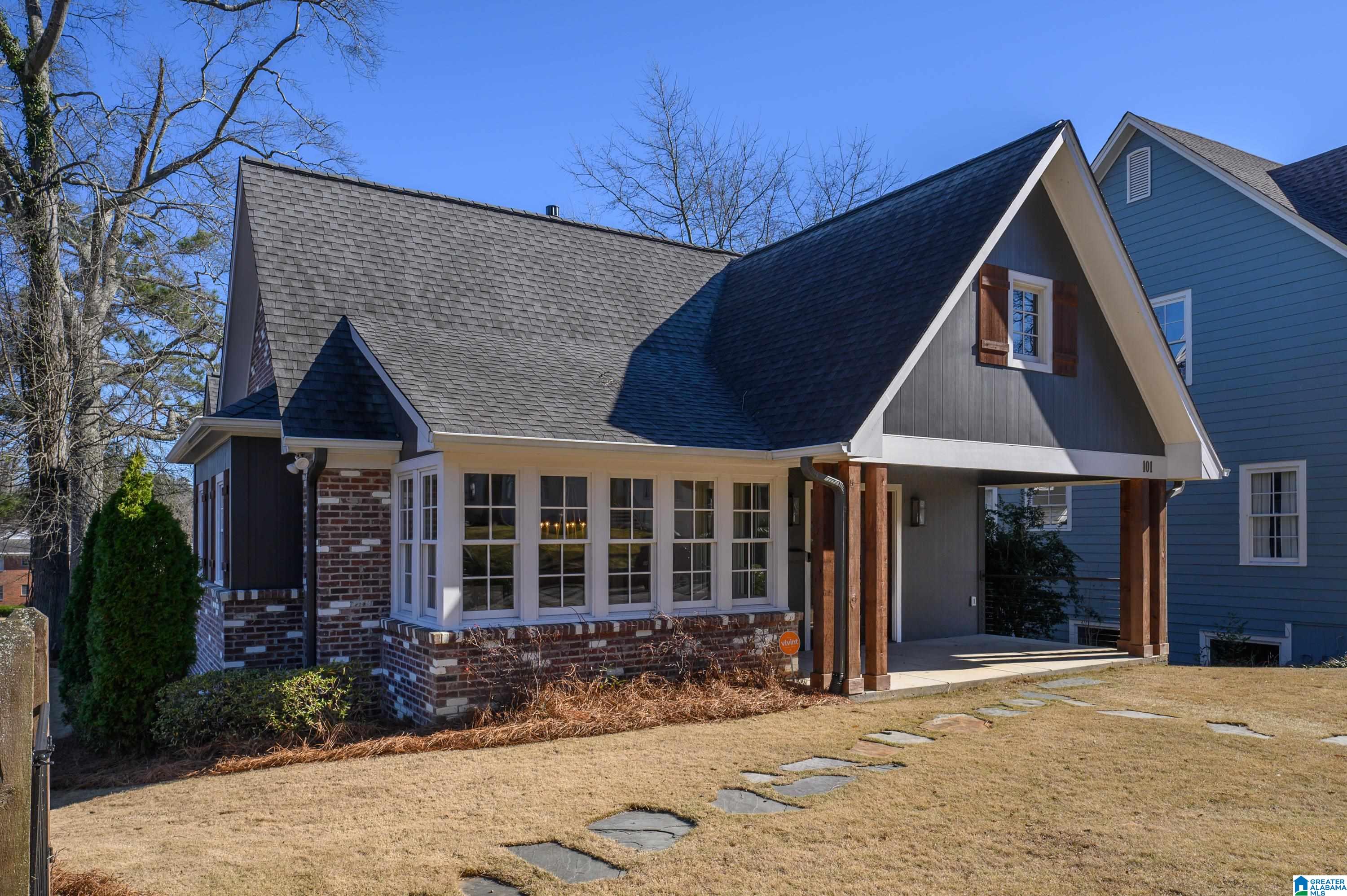 101 W GLENWOOD DRIVE