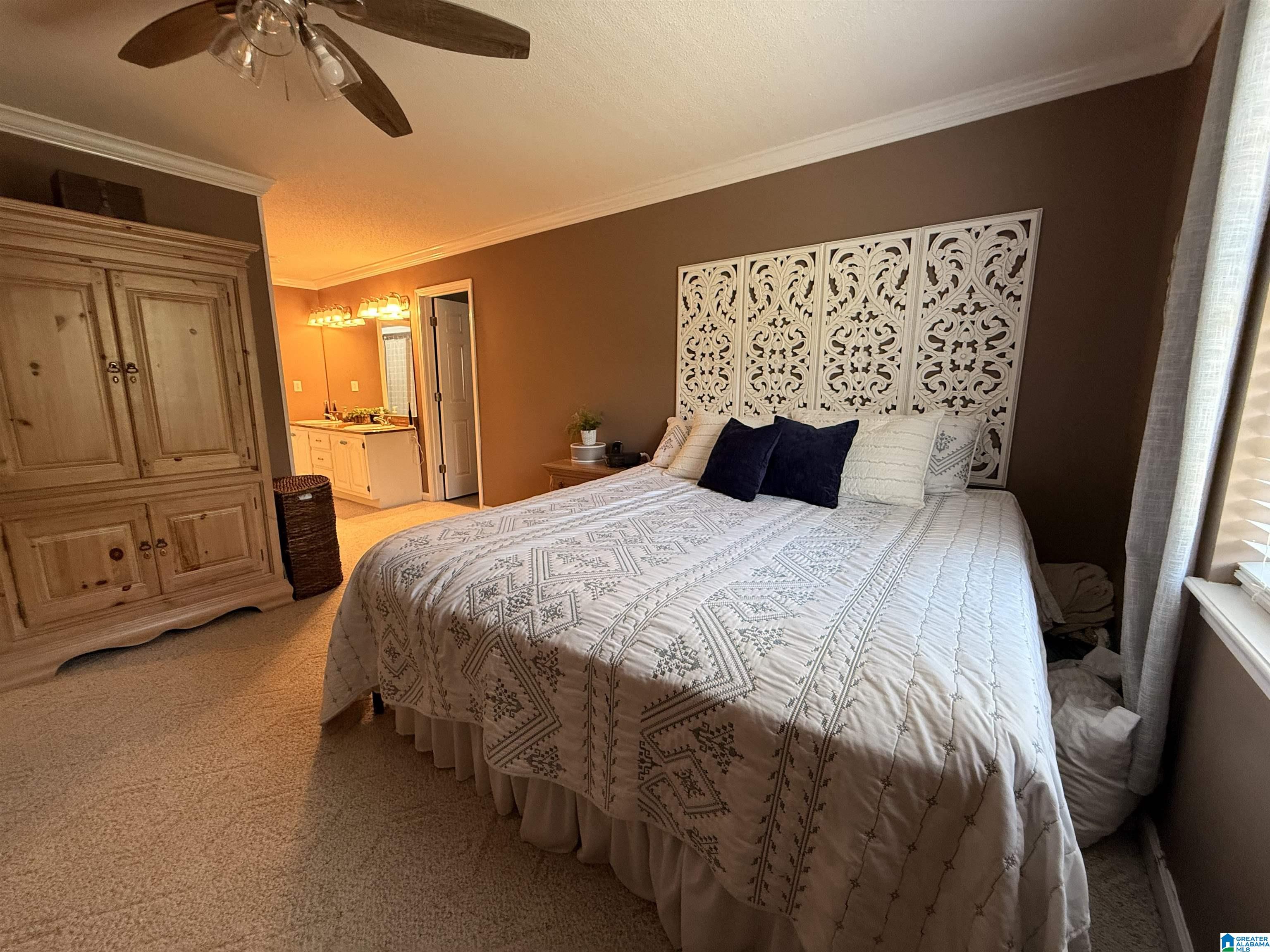 1018 LEXINGTON DRIVE