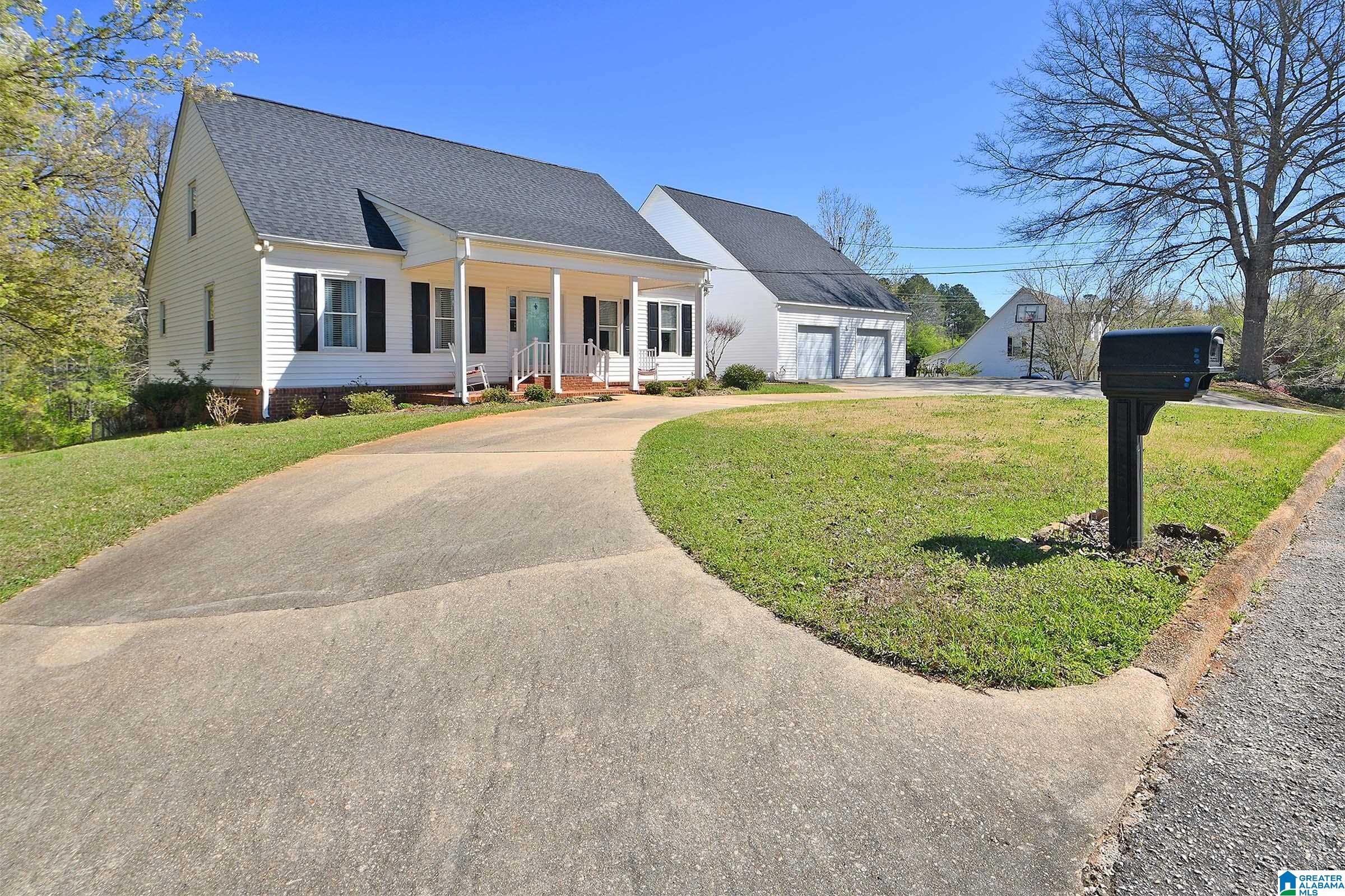 Photo 1 of 67 — 418 WHIPPOORWILL DRIVE, ROANOKE, AL 36274