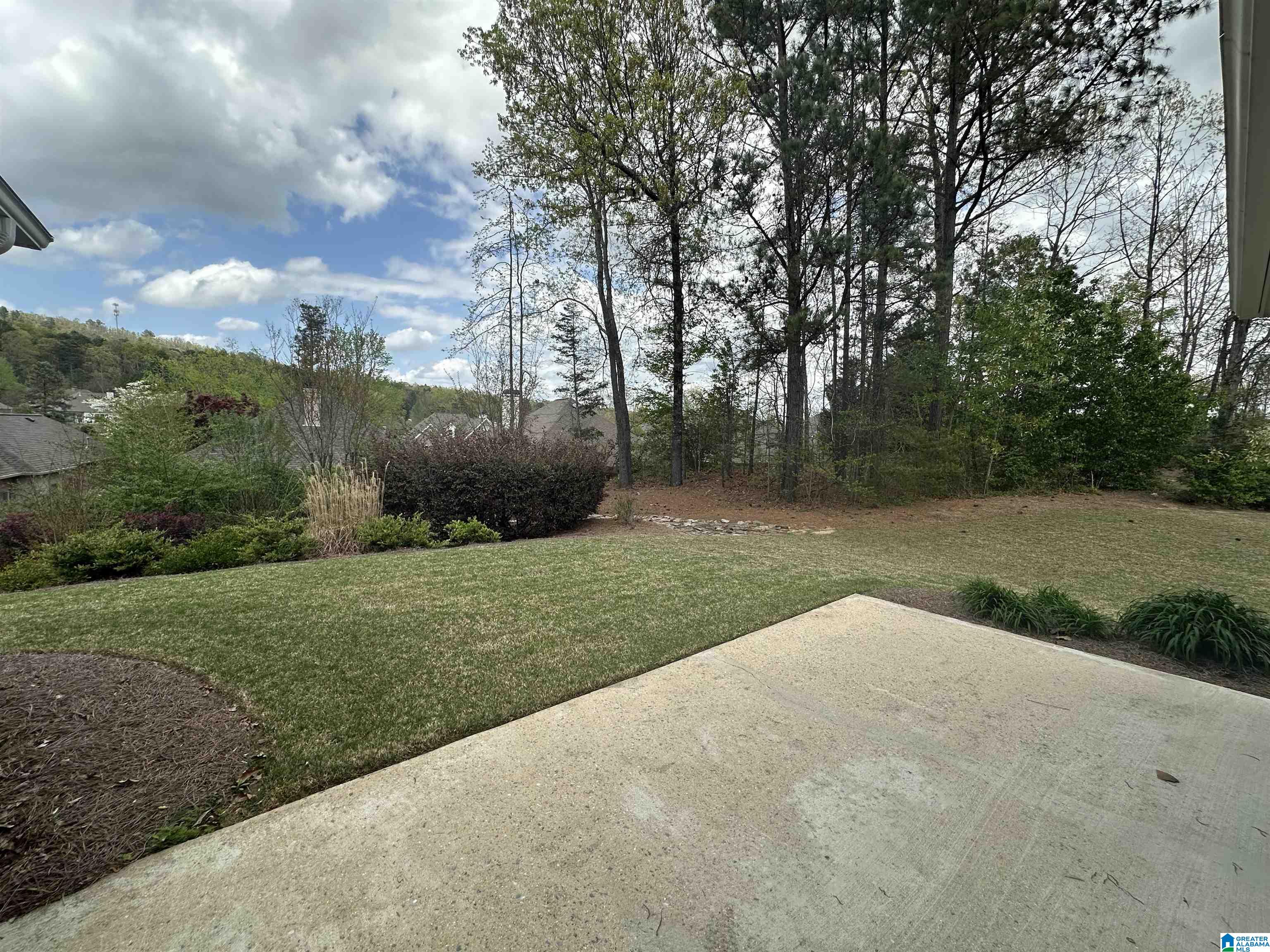4736 GUILFORD WAY