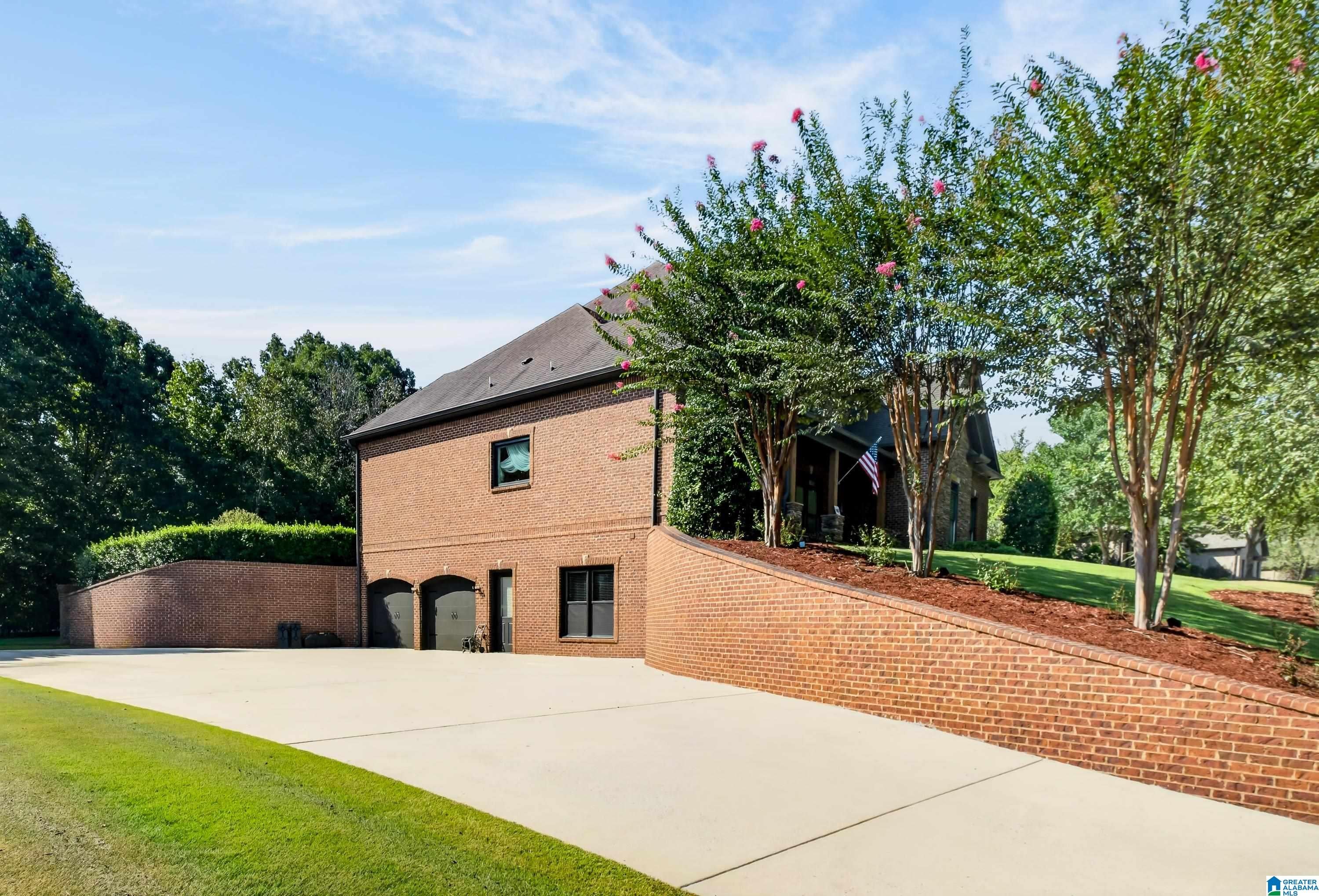 236 RIVER OAKS DRIVE