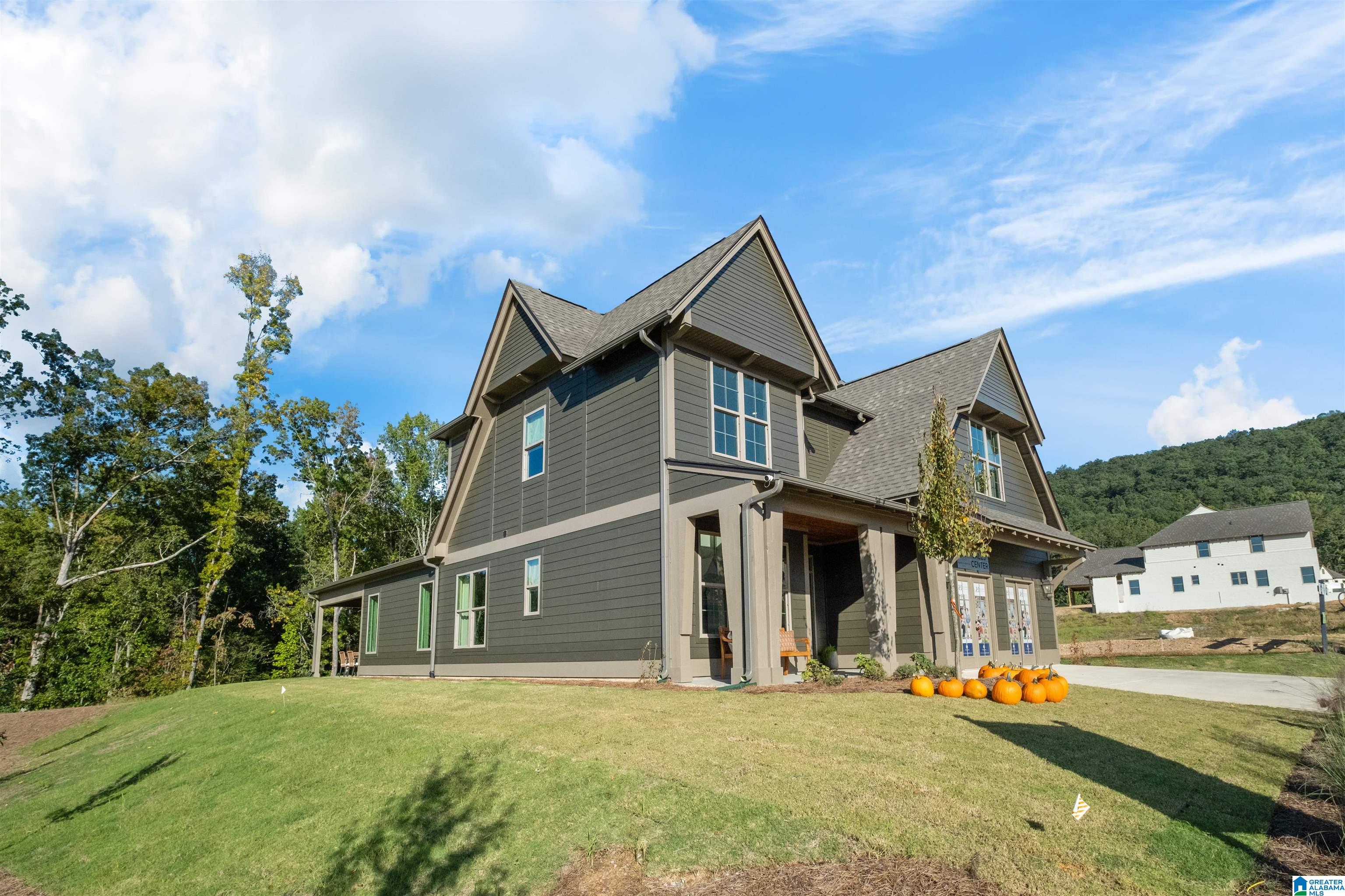 1616 BLACKRIDGE CIRCLE