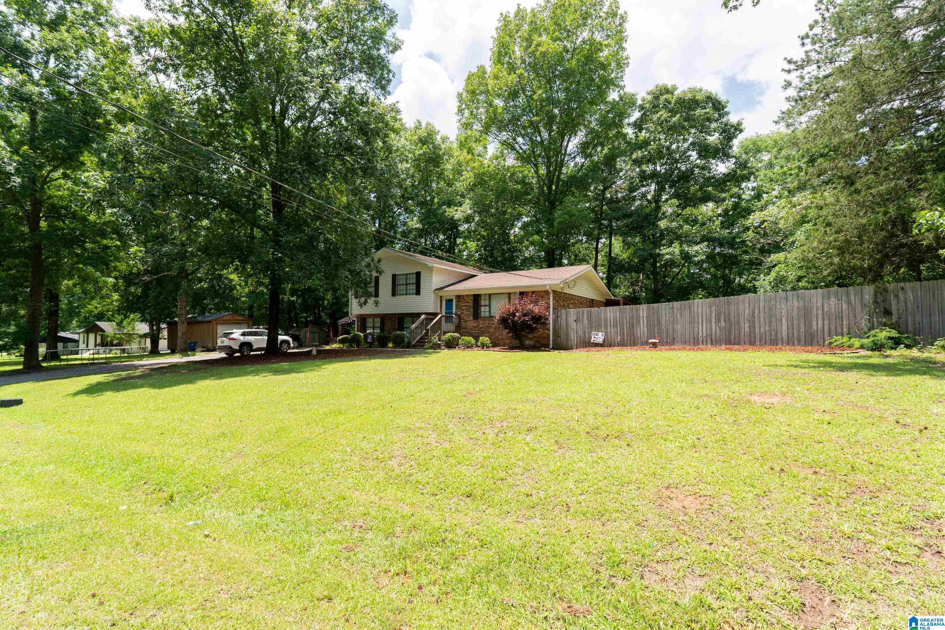 325 RIDGEWOOD DRIVE