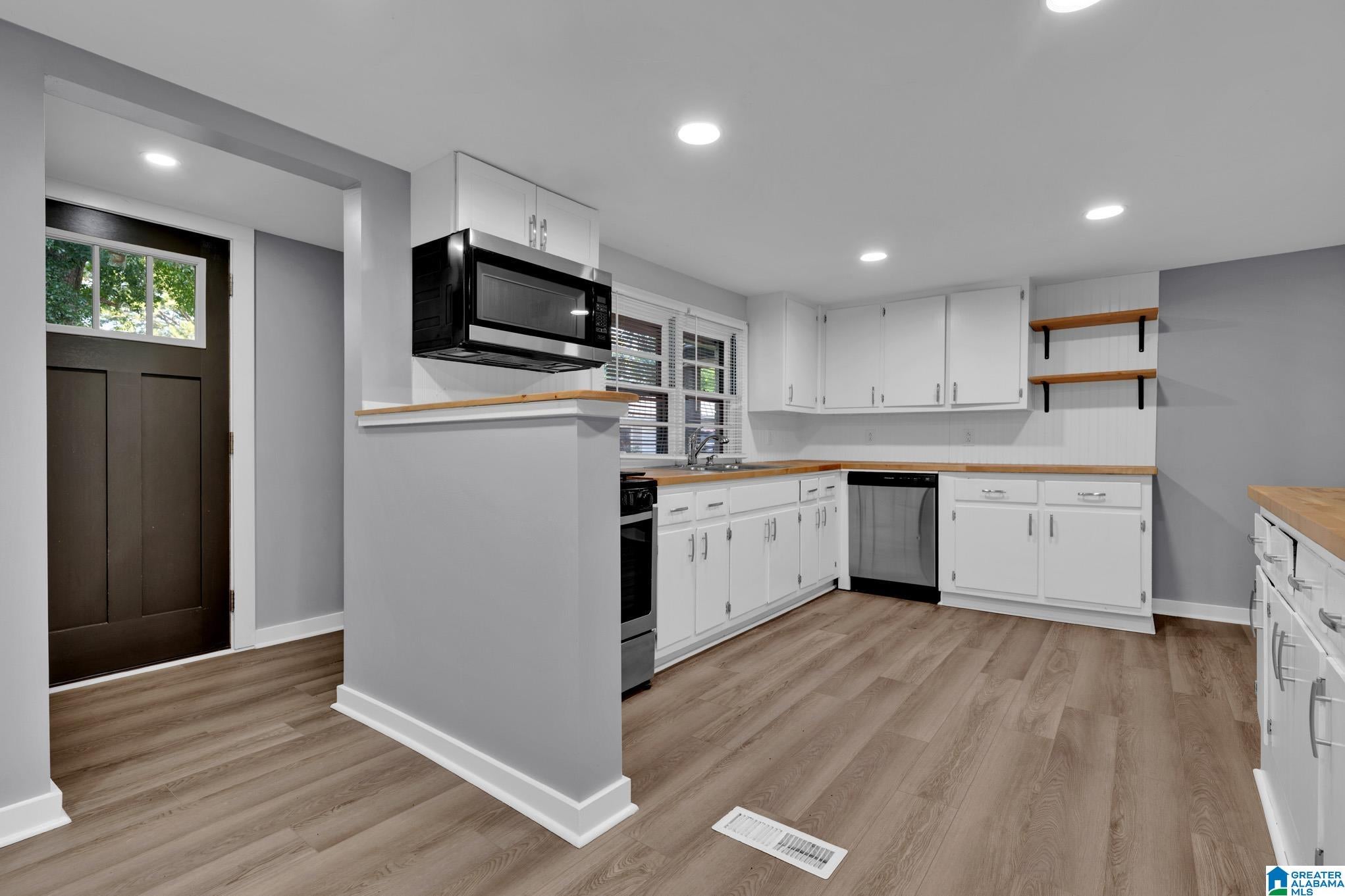 511 ADAMS DRIVE