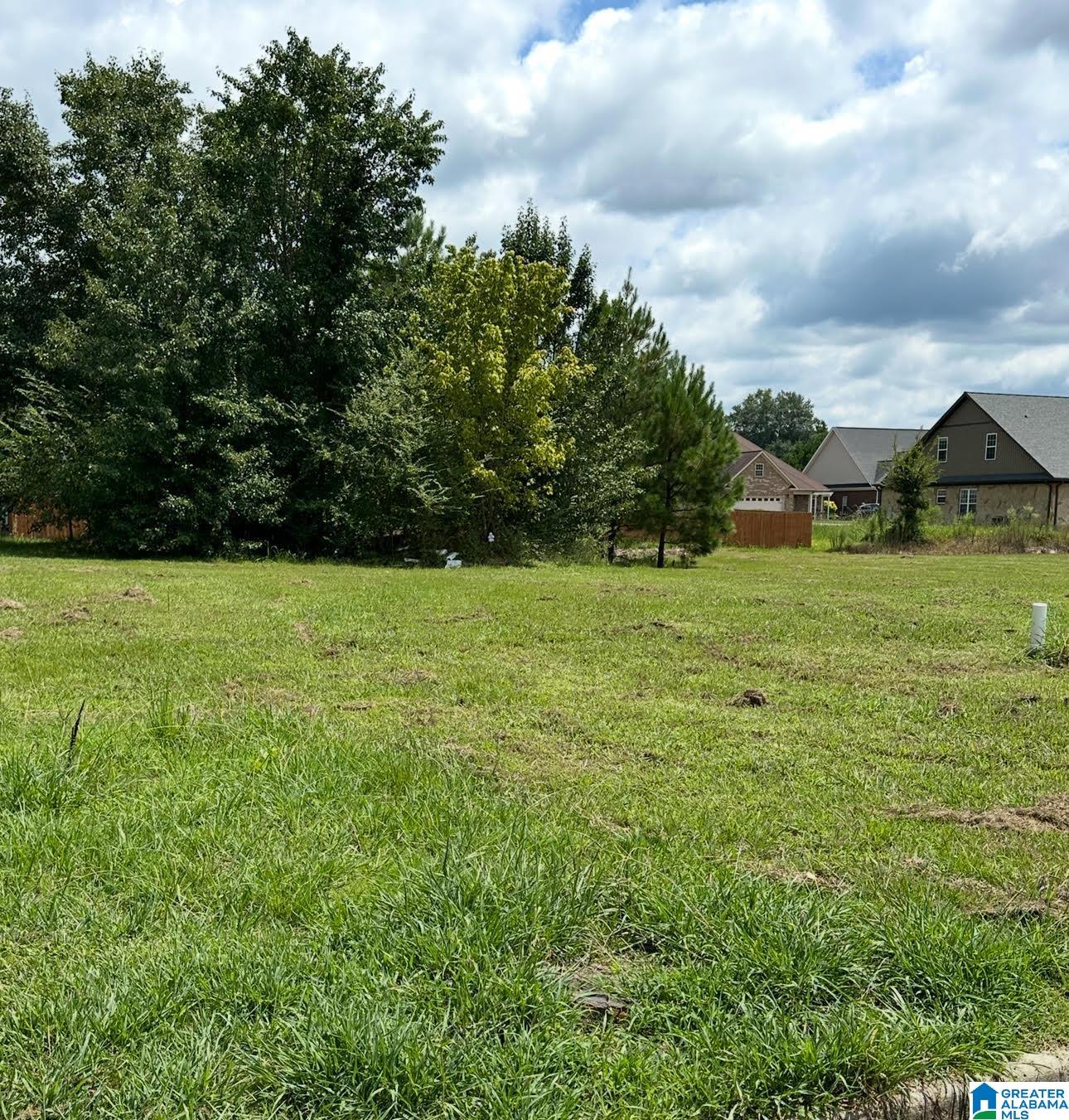 296 VICTORIA PLACE 49 - Photo 2
