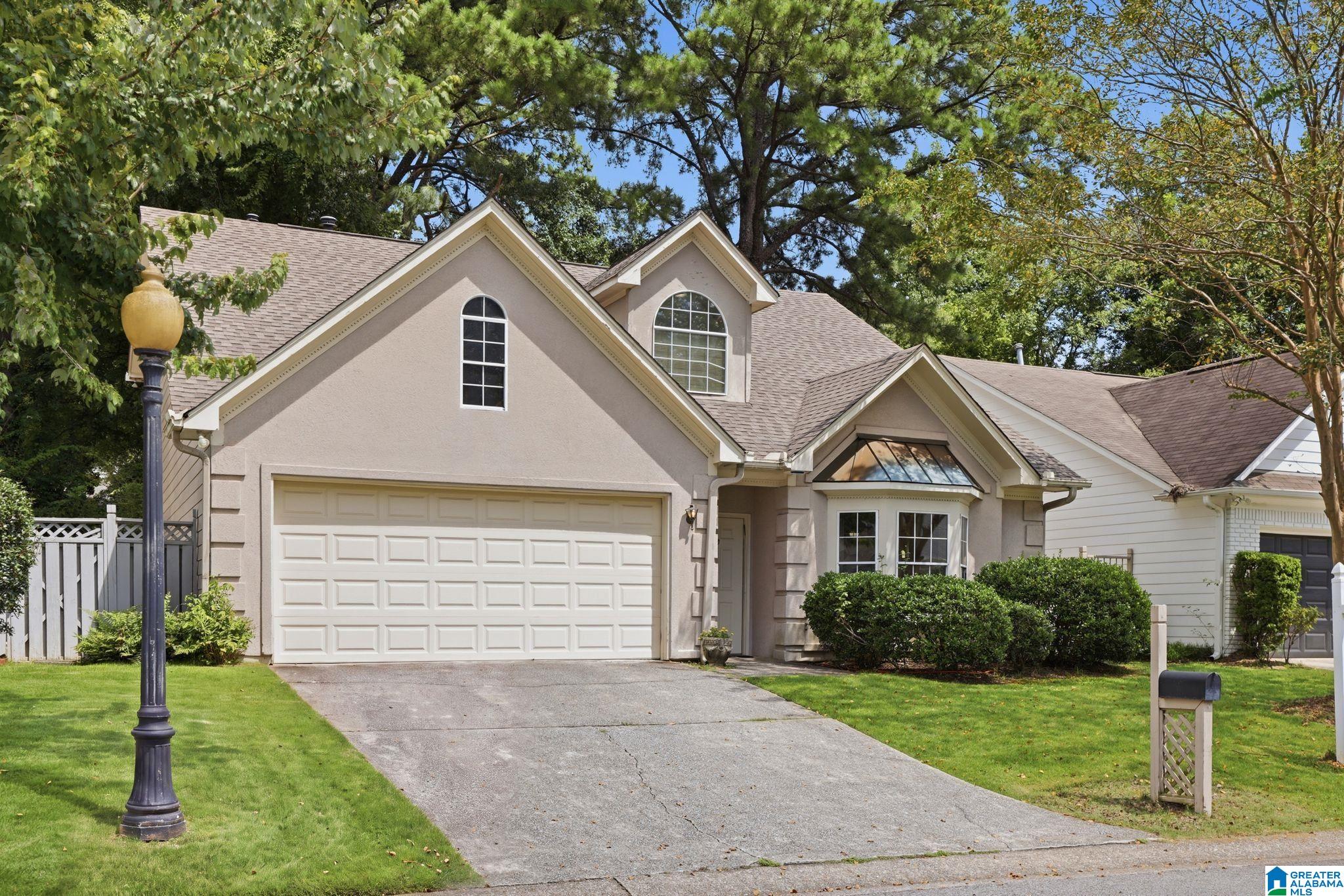 3924 KNOLLWOOD TRACE