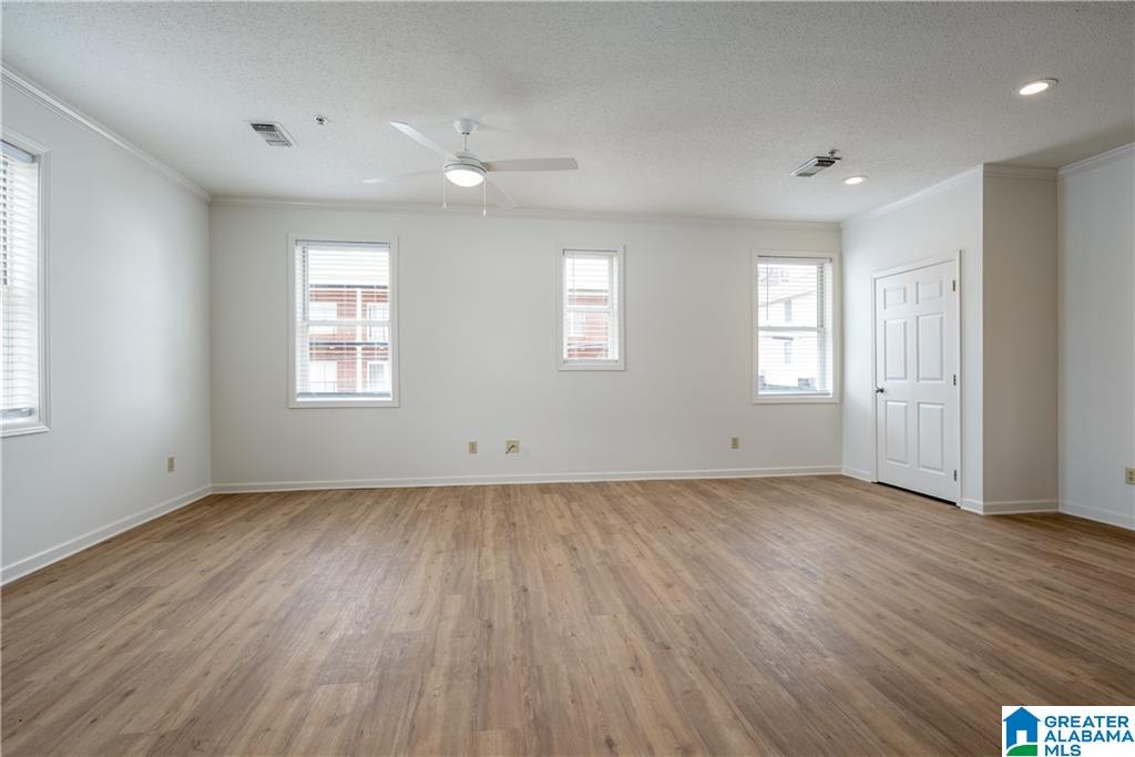 900 GENE STALLINGS AVENUE 8