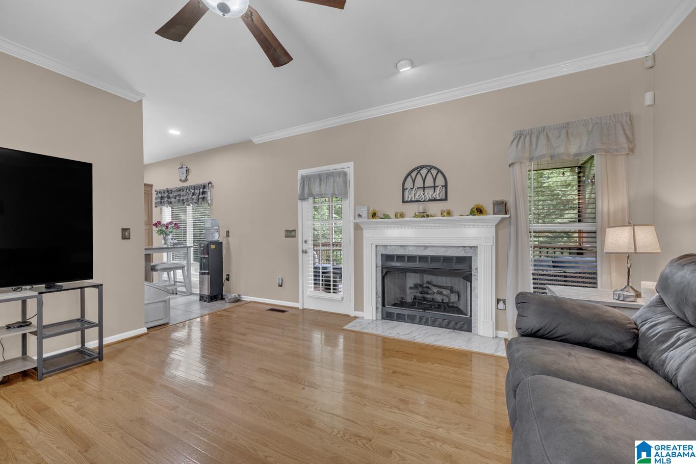 2369 HEMLOCK DRIVE