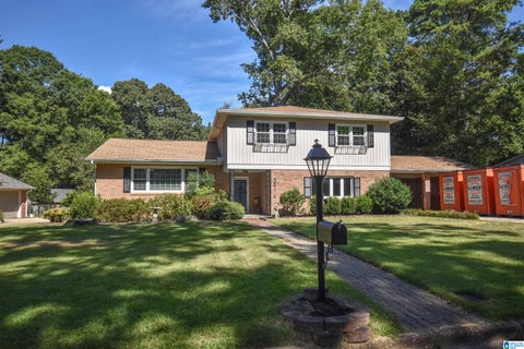 Photo of 3916 Somerset Place, TUSCALOOSA, AL 35405 (MLS # 21464961)