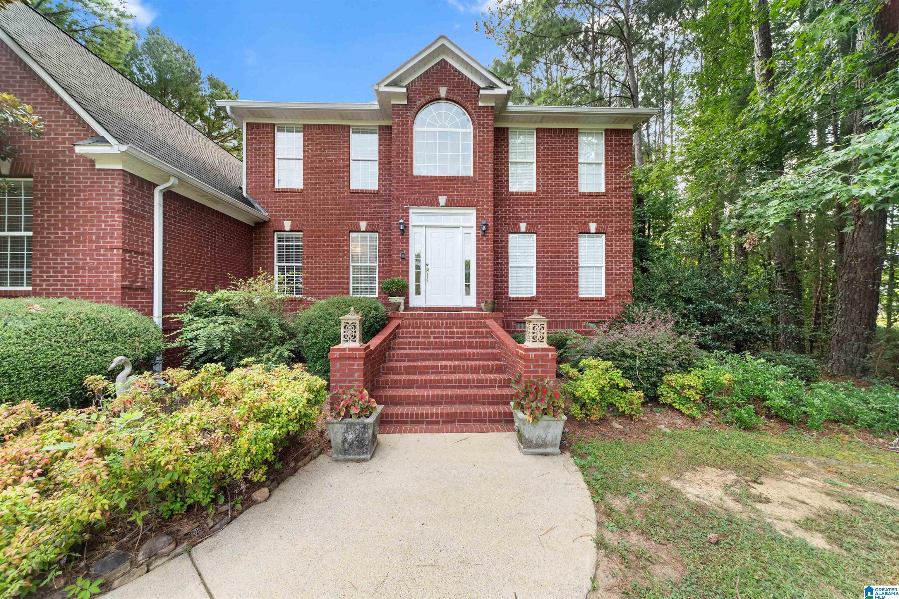 3010 AARON WAY