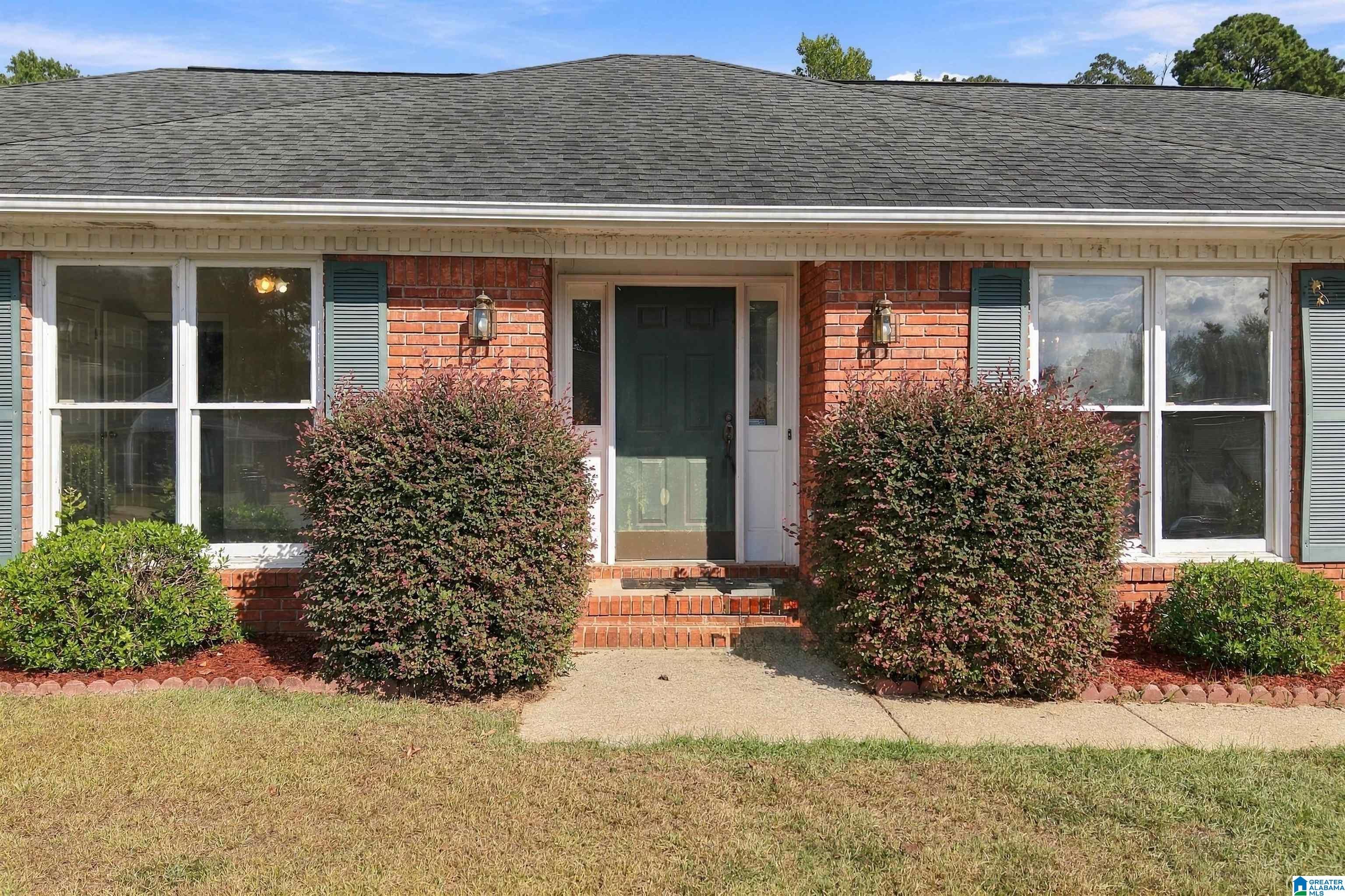 7207 CRAB APPLE CIRCLE