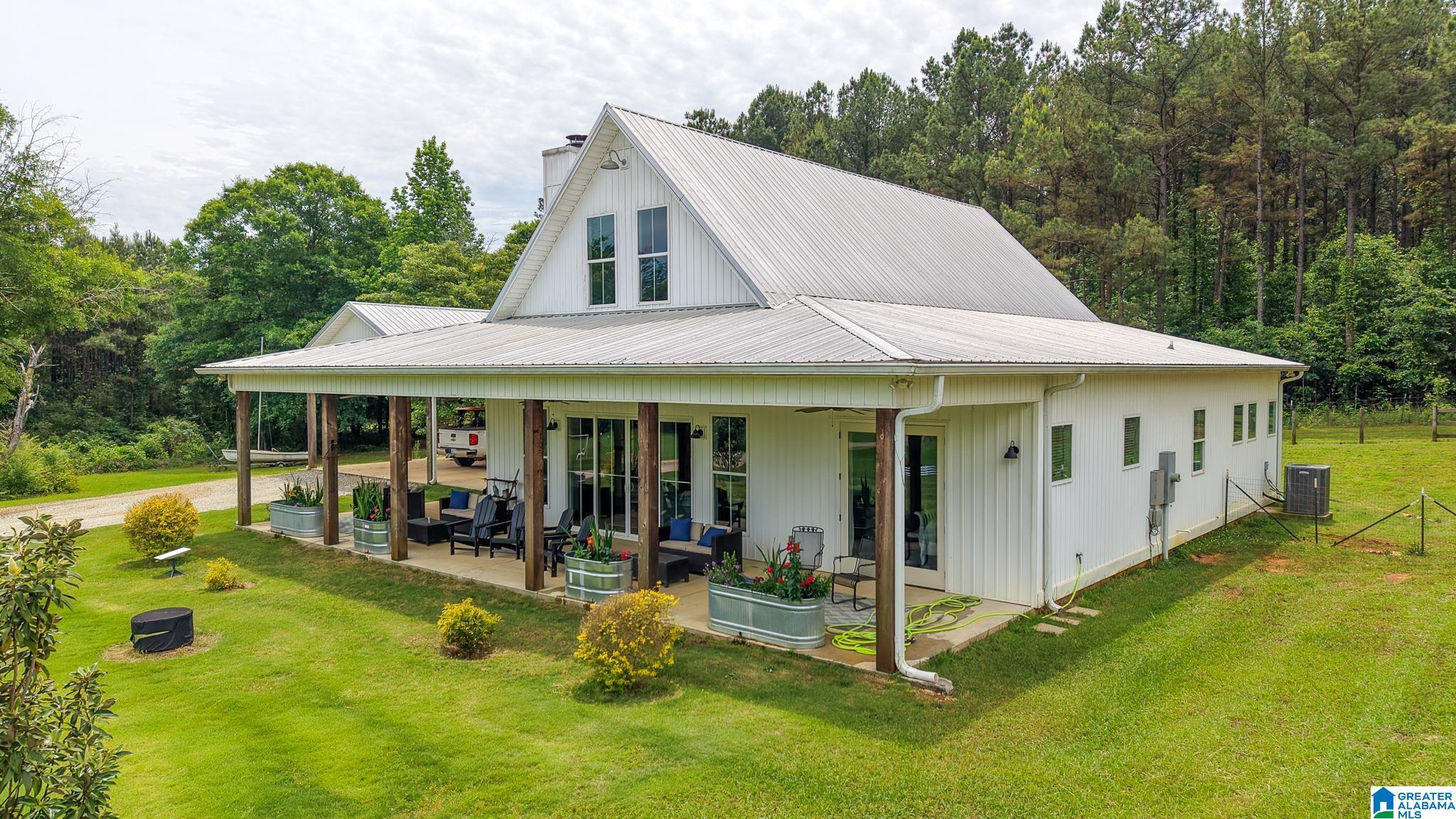 11 PINEWELL DRIVE