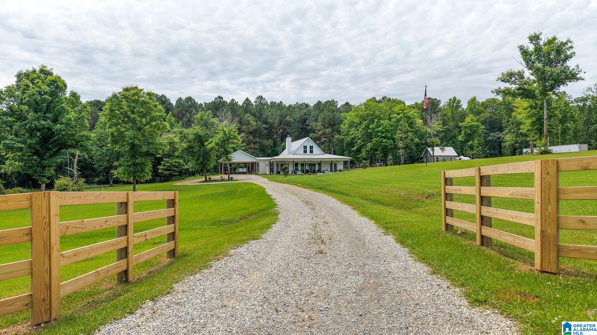 11 PINEWELL DRIVE