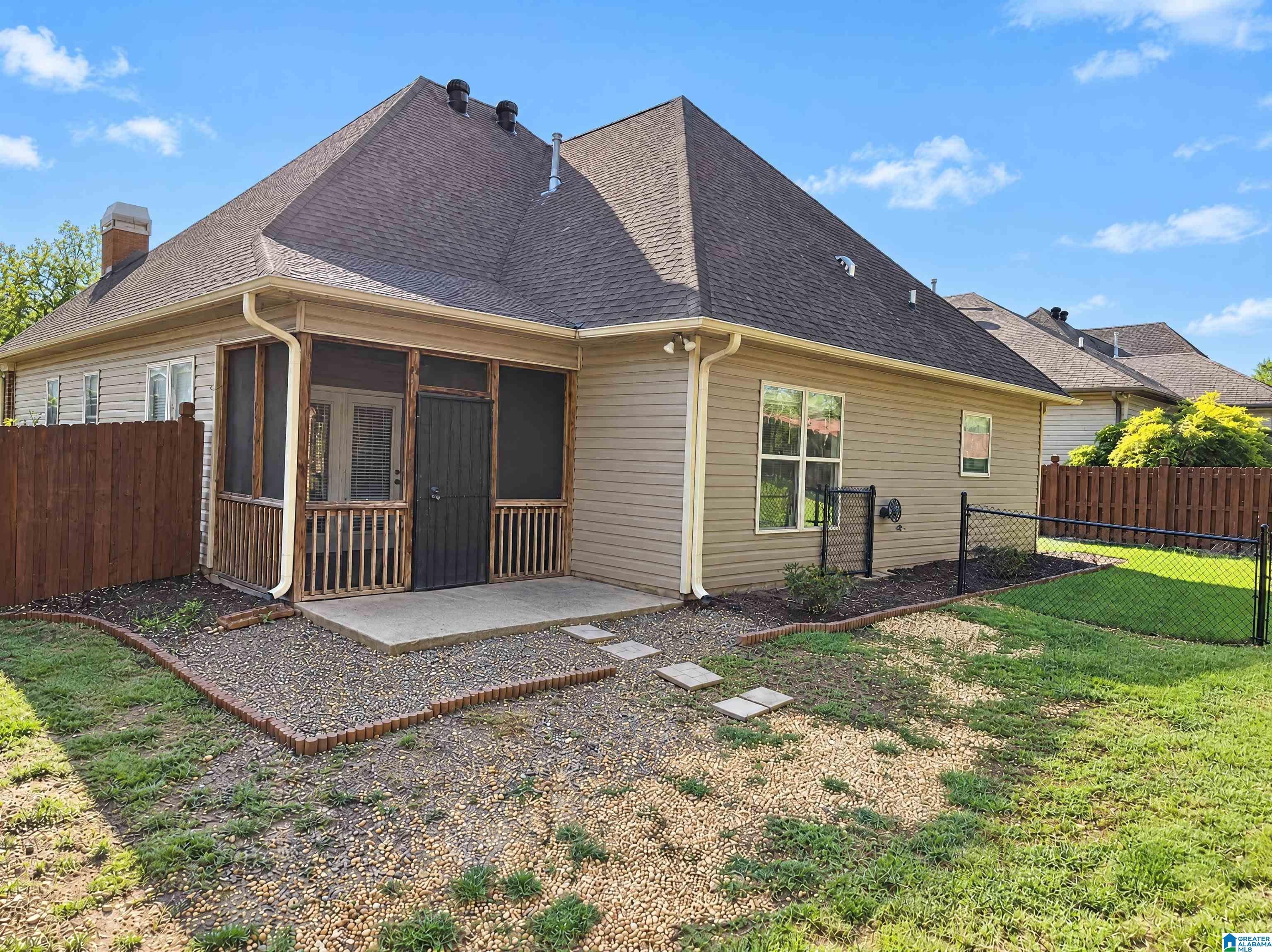 132 WILLOW VIEW LANE