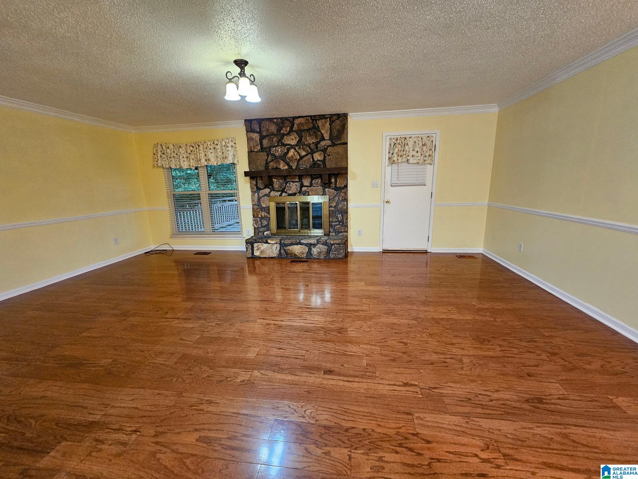 2448 TRACY LANE