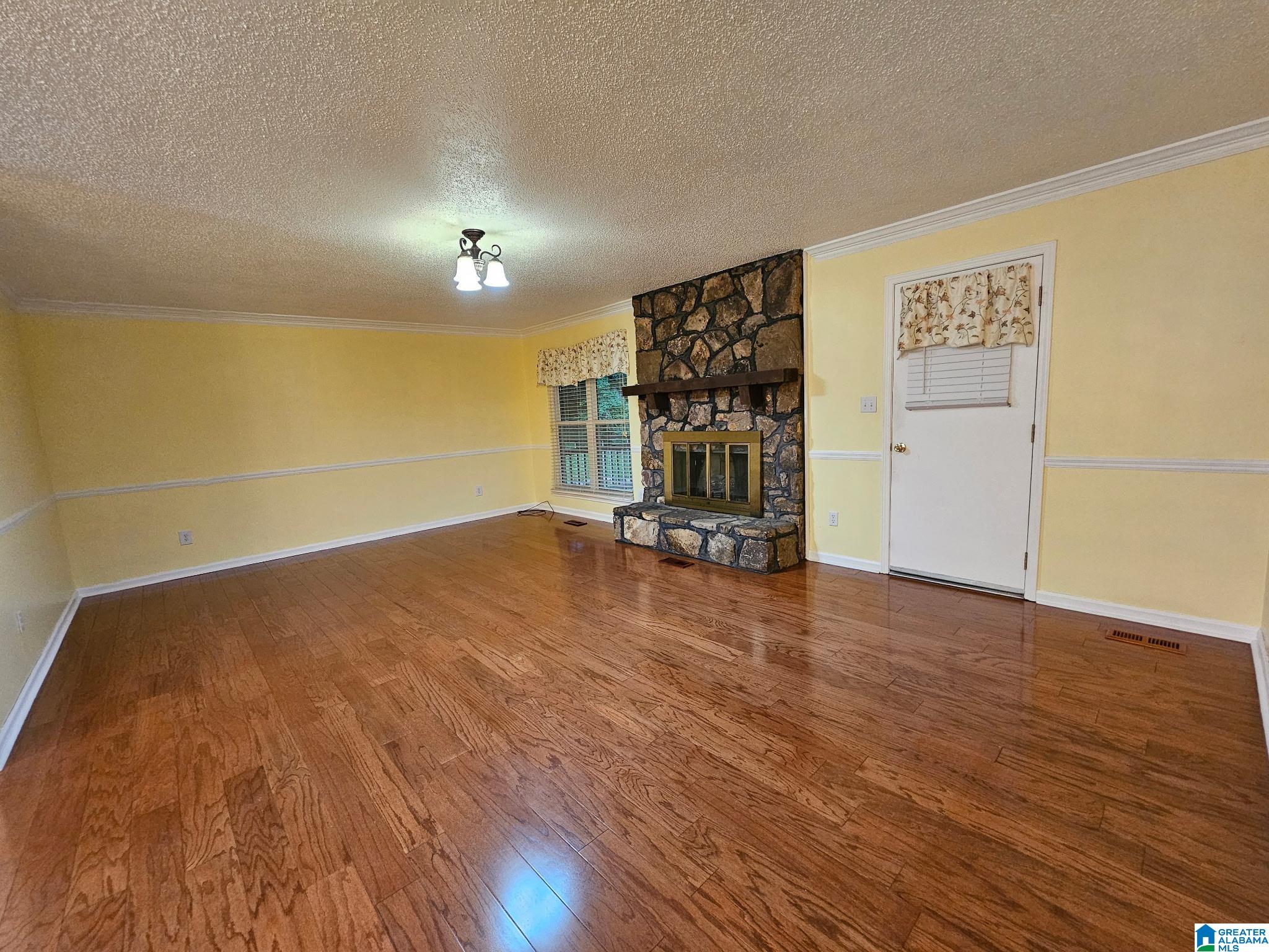 2448 TRACY LANE