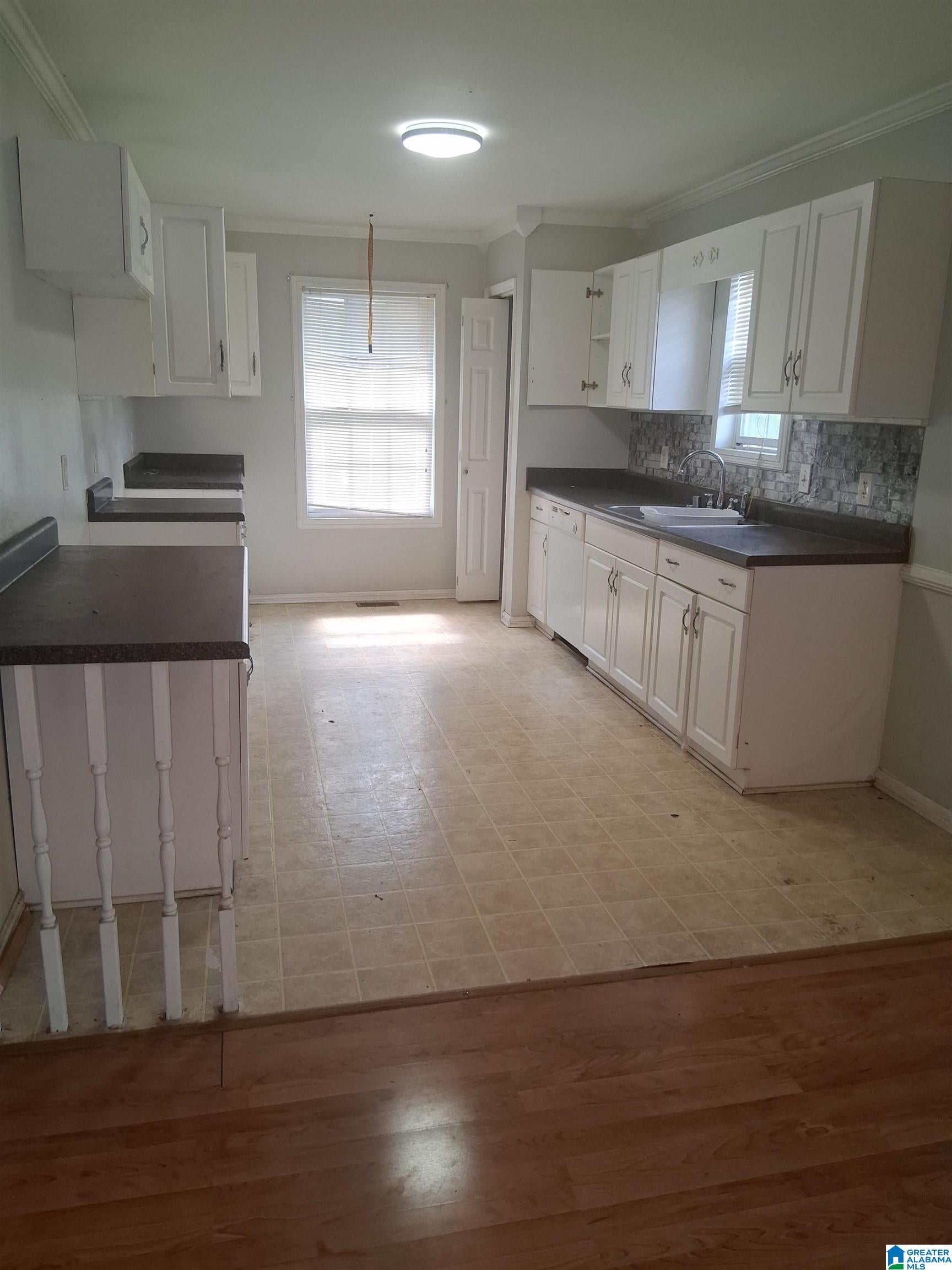 7910 7TH COURT S