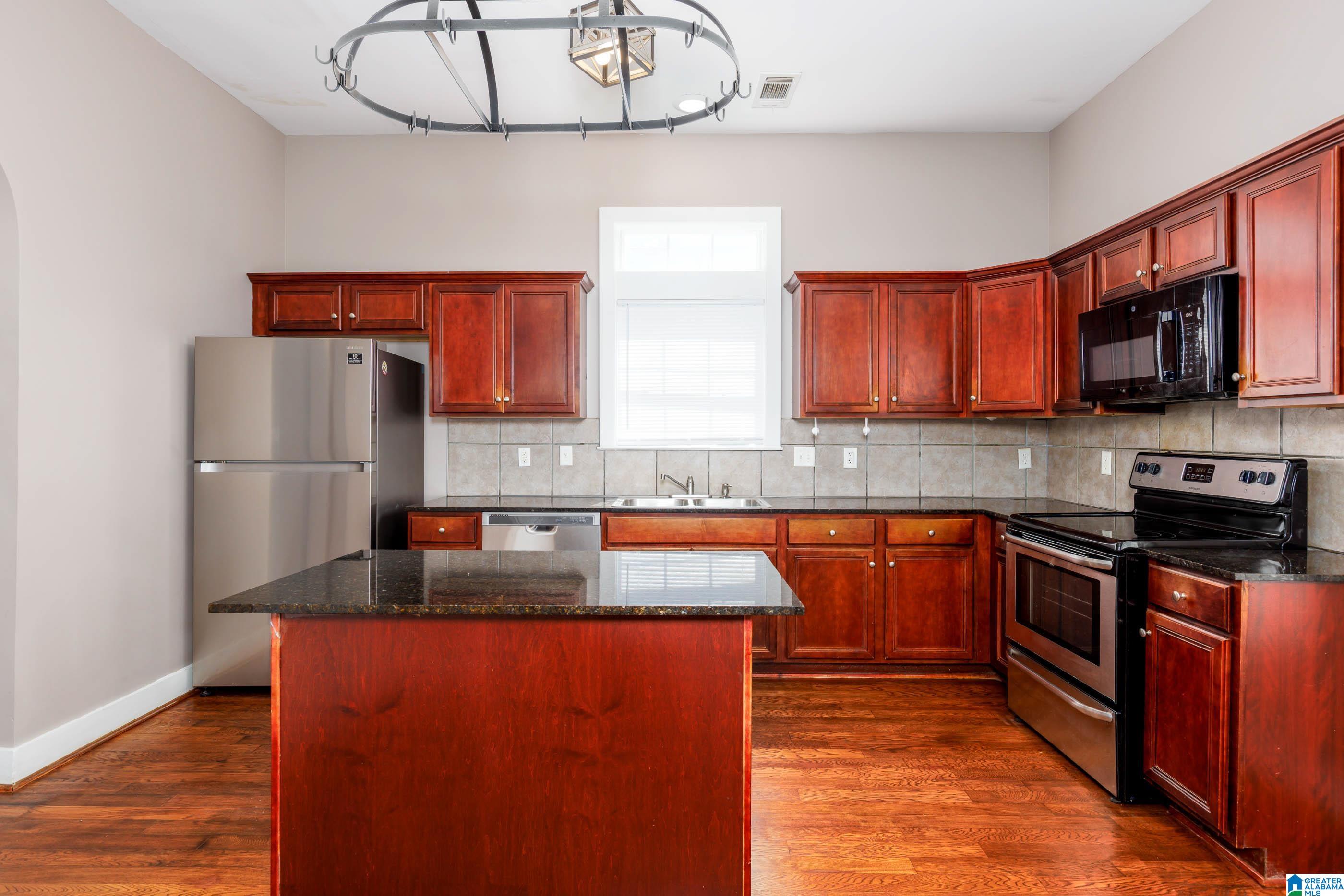 5439 CAMELLIA LANE