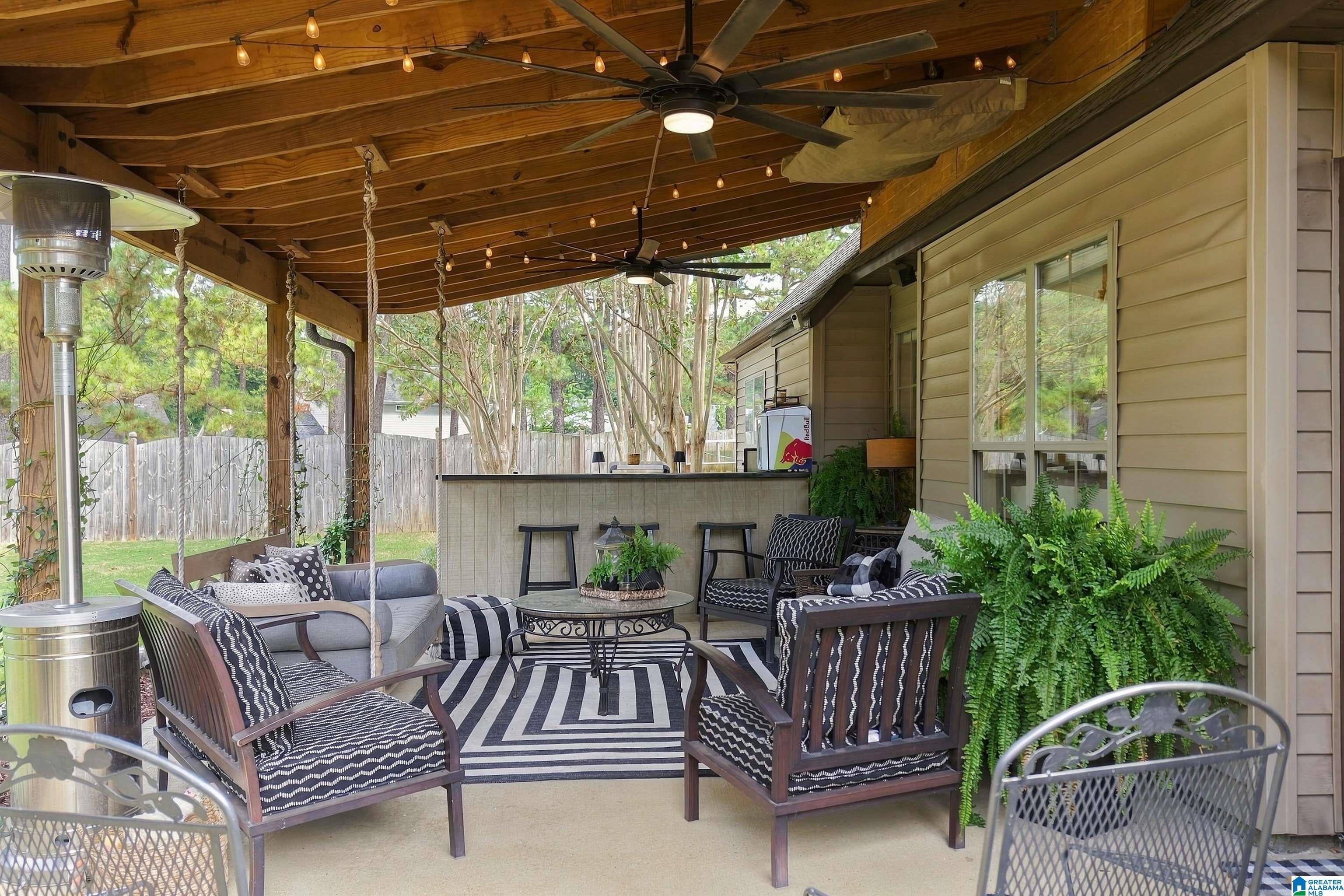 3005 ENGLISH OAK CIRCLE